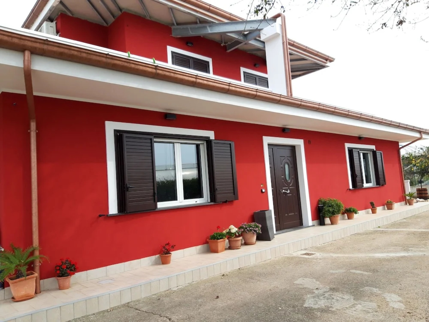 Valeri's Country House