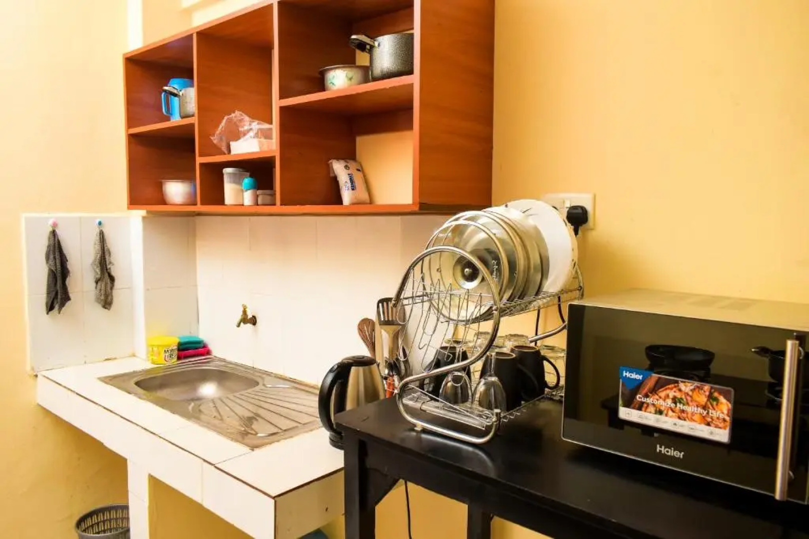 Mountain View 1-Bedroom Apartment