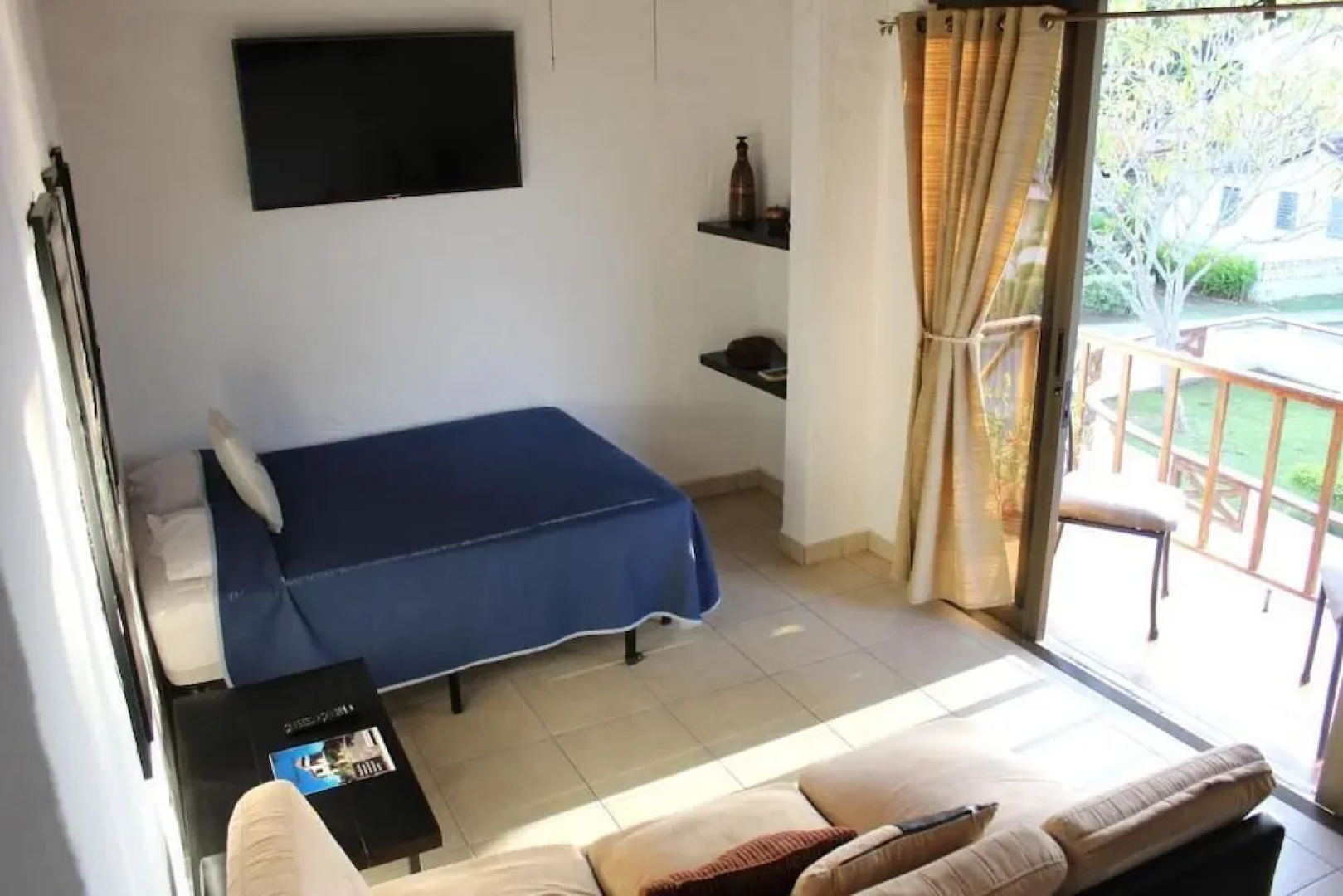 San Carlos Beach Inn