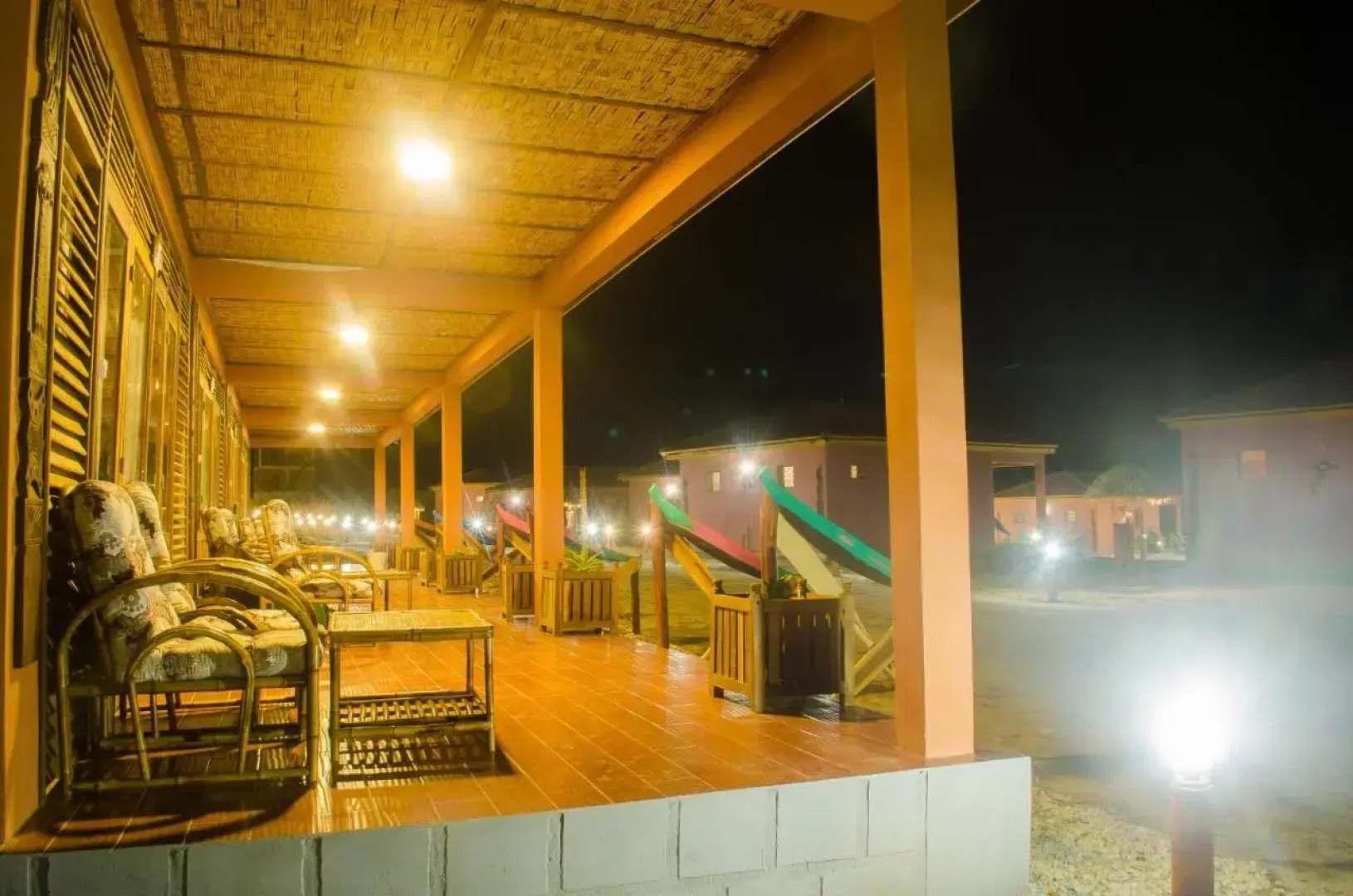 Eden De La Tsiribihina