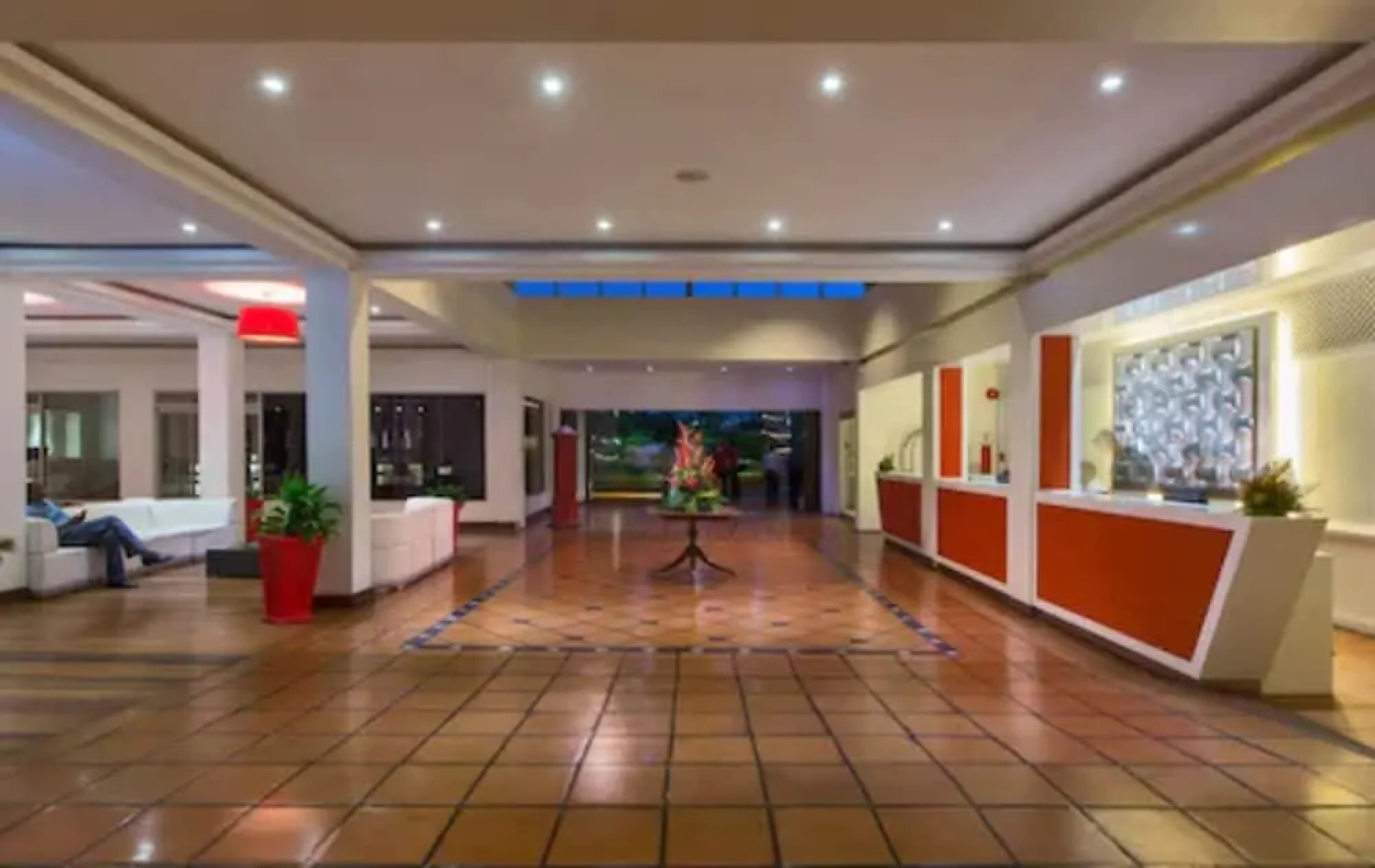 Pegasus Hotel By the Waterfront