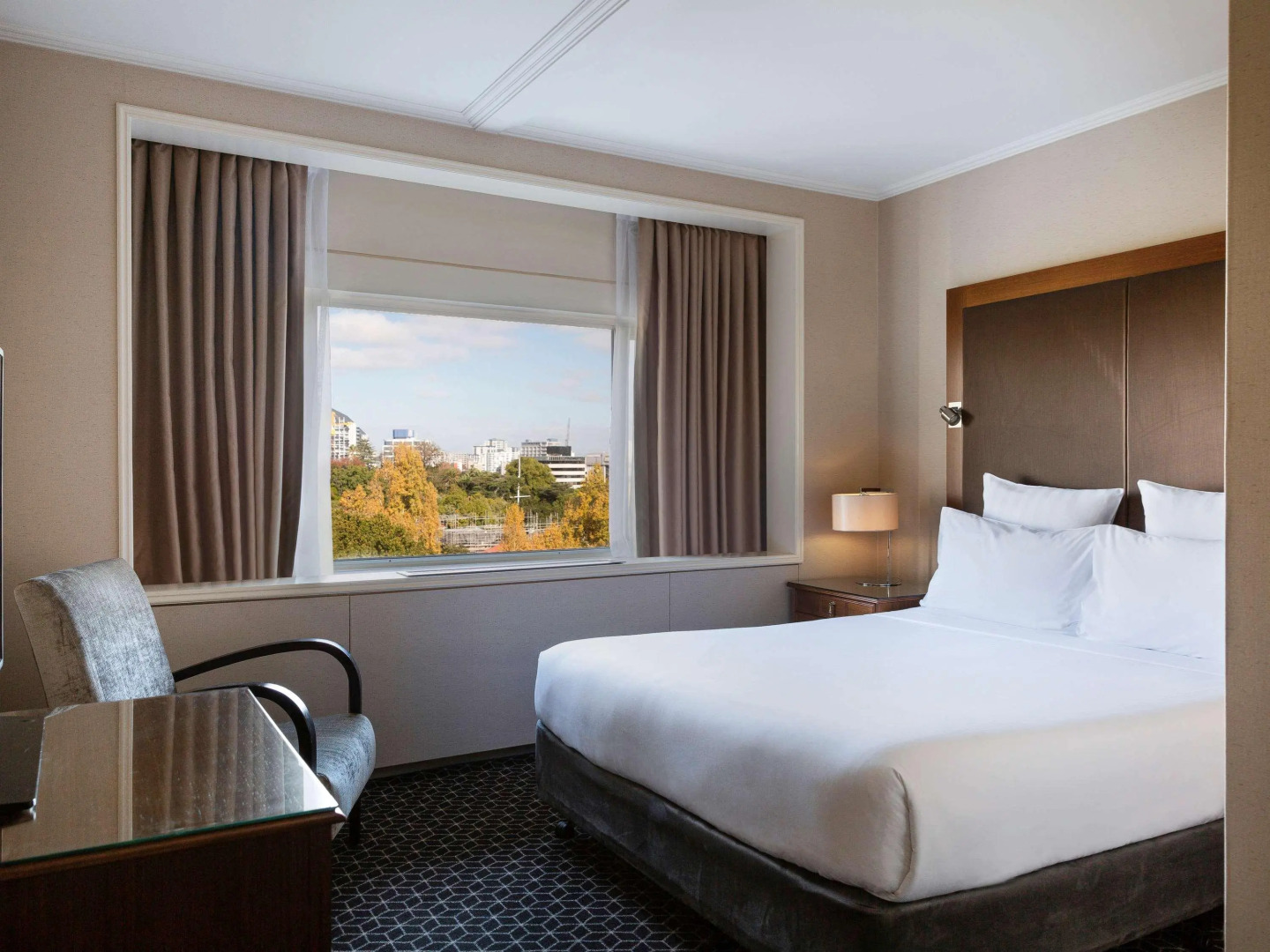 Pullman Auckland Hotel & Apartments