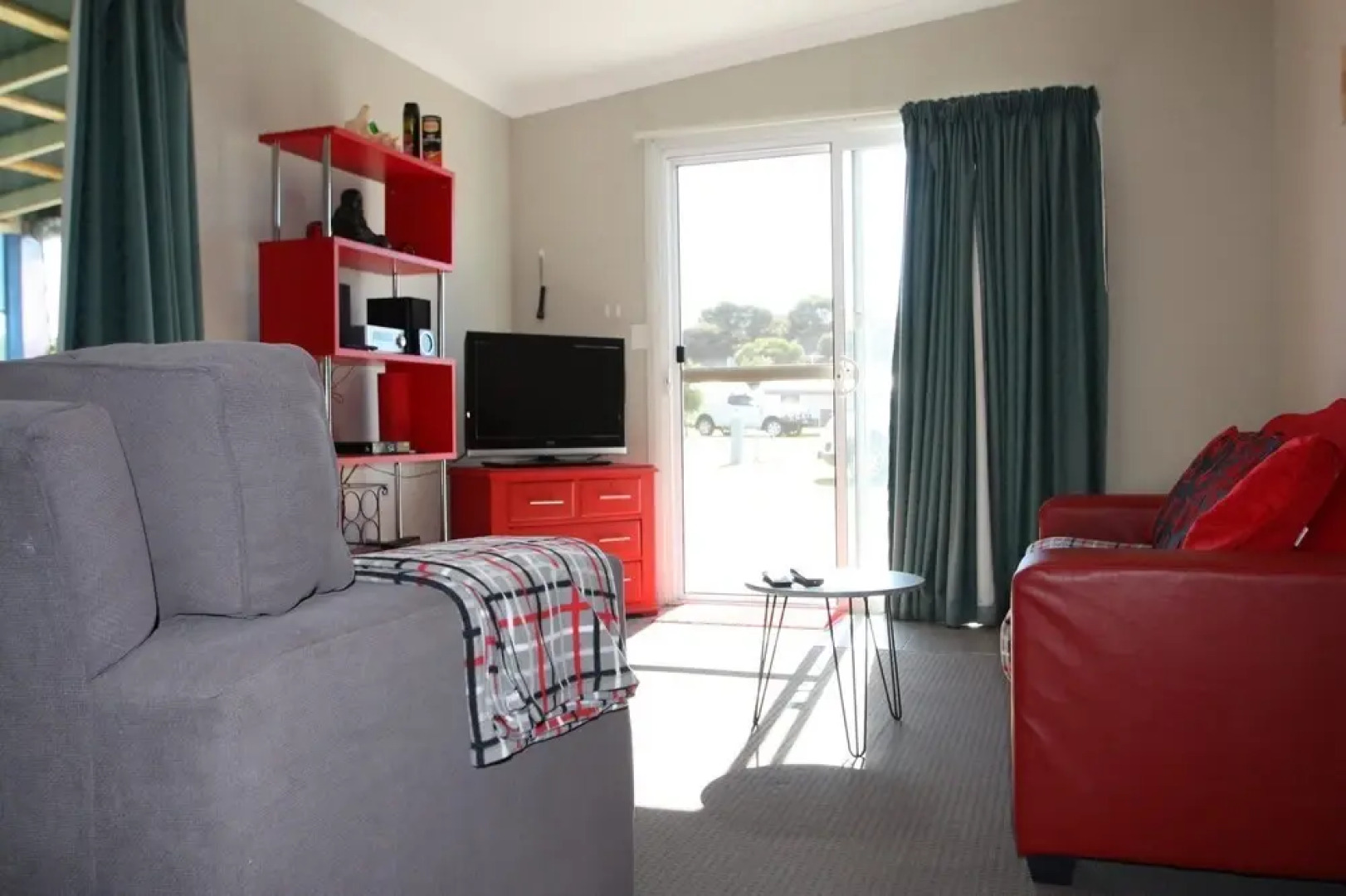 Bay 79 Ledge Point Holiday Park