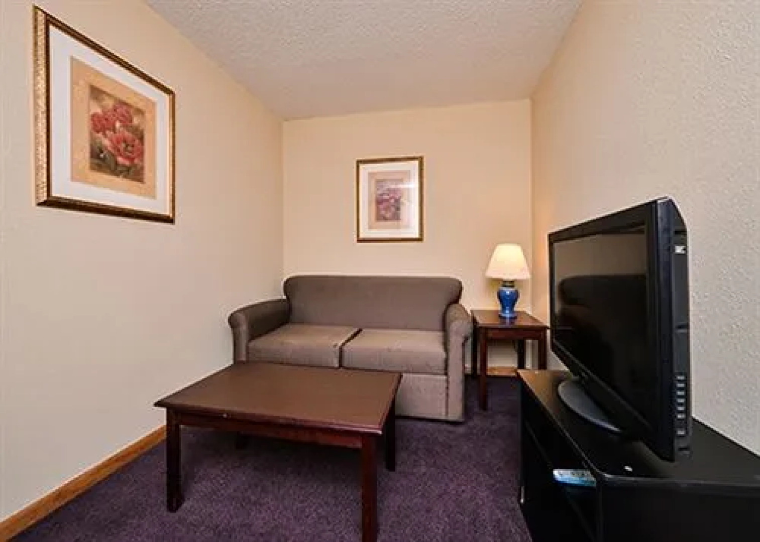 Quality Inn and Suites Beaver Dam