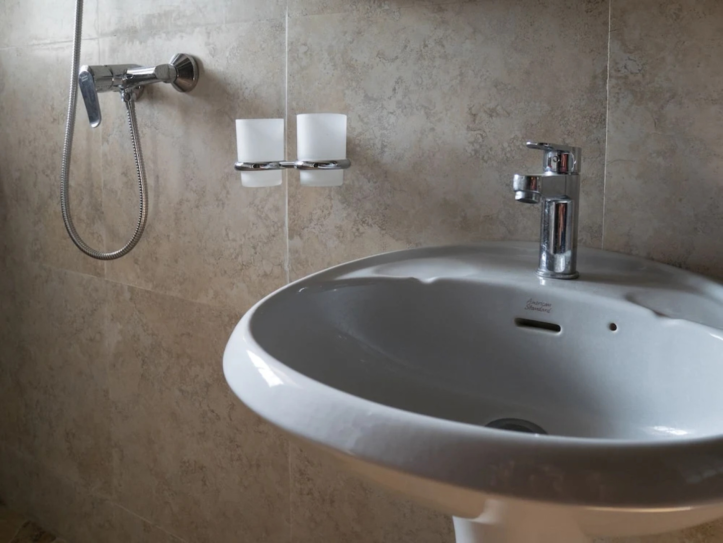 Lei Thar Gone Guest House