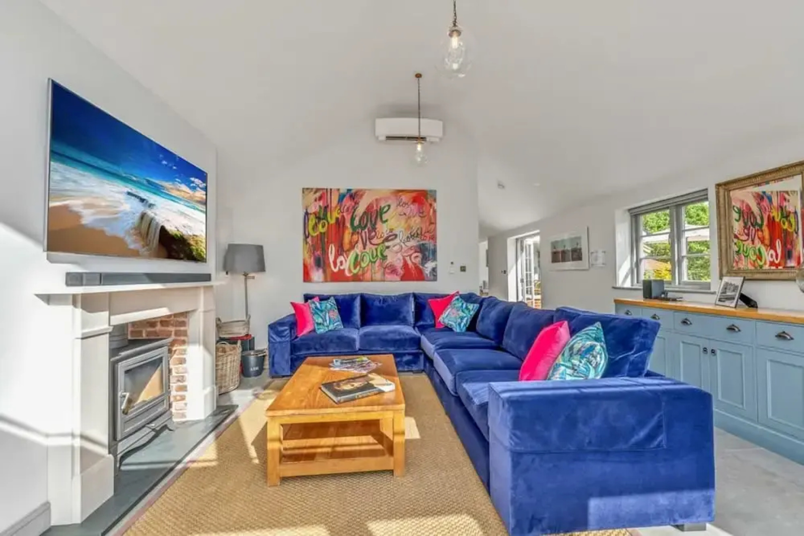 Luxury Home With Large Garden - The School House