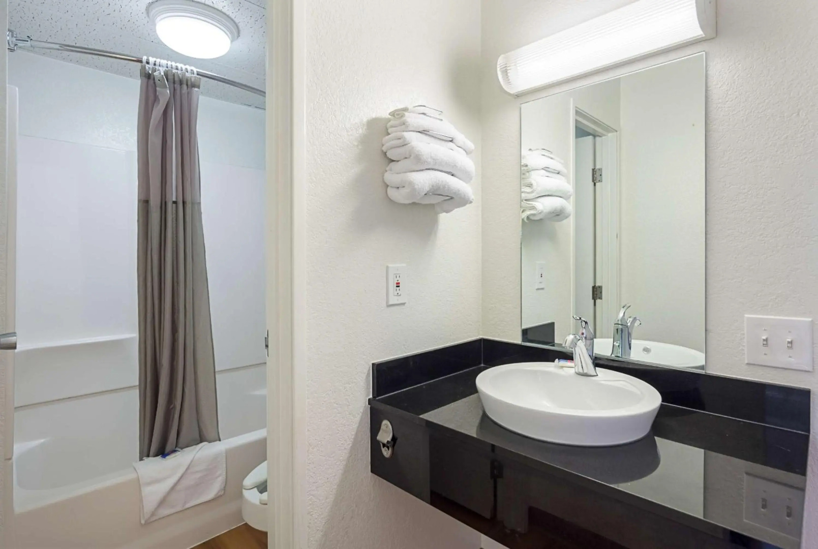 Motel 6 Spokane, WA - East