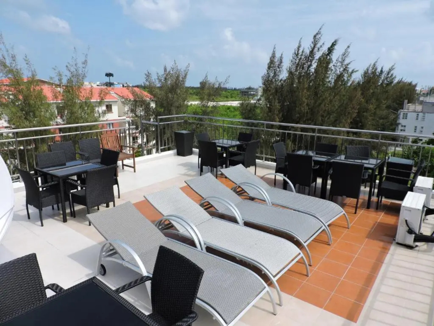 Отель Beach Palace