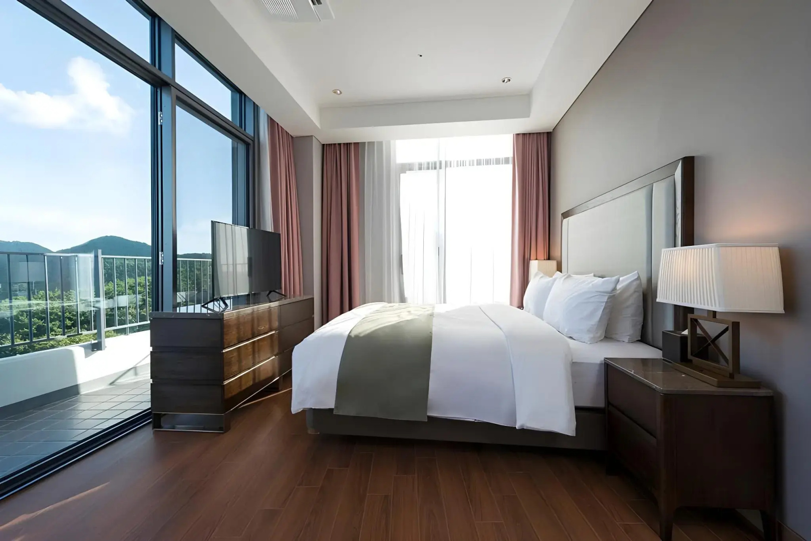Stanford Hotel & Resort Tongyeong