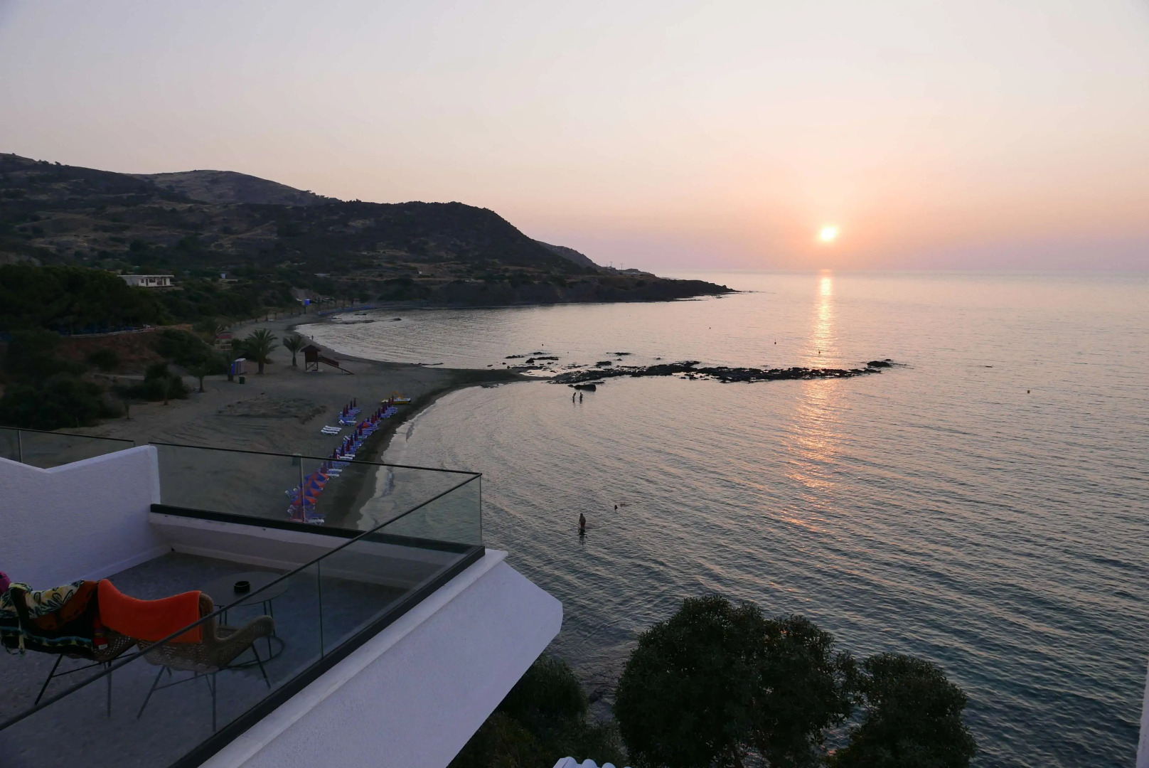 E.J. Pyrgos Bay Hotel