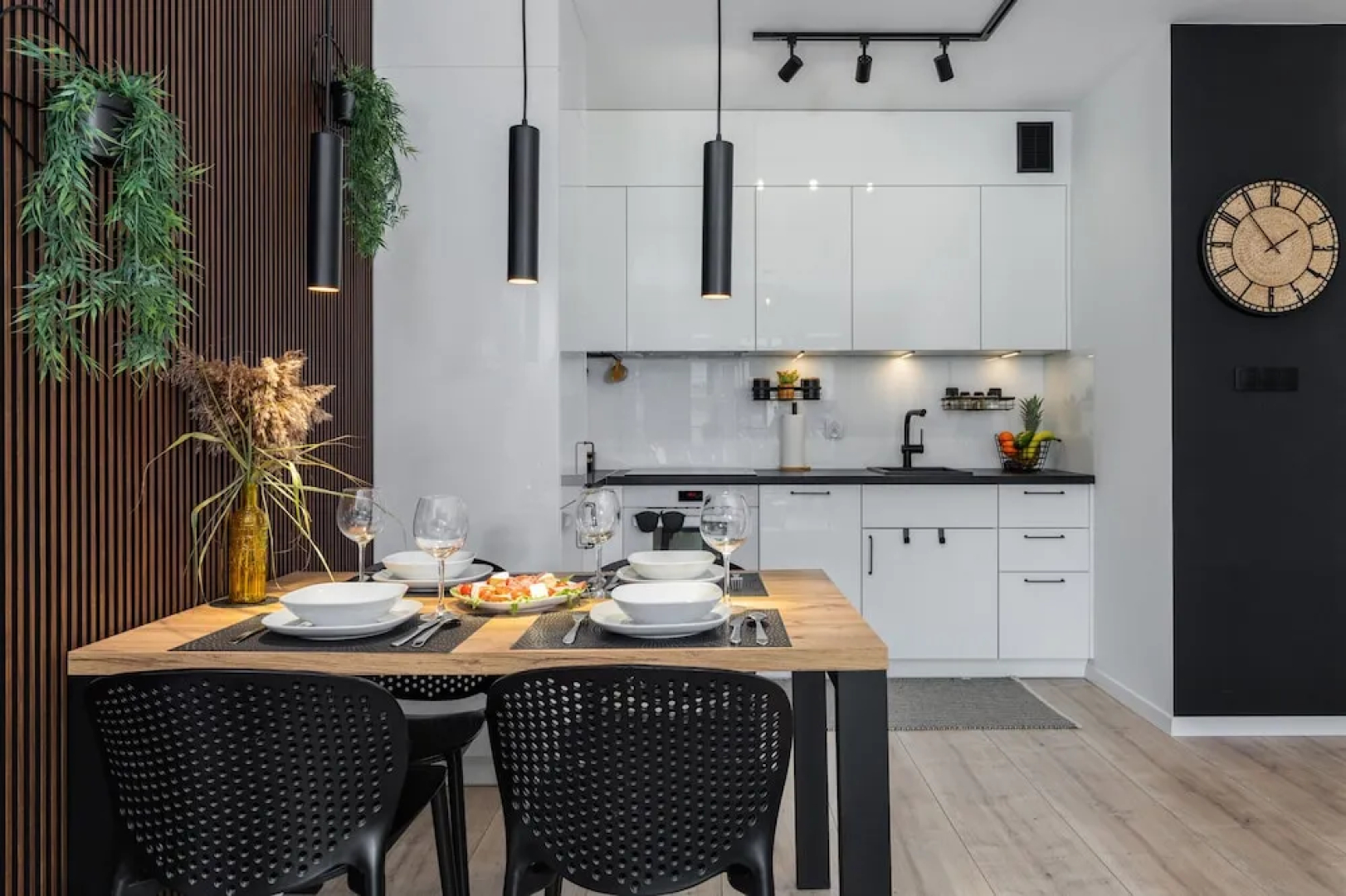 Lux Apartment Coast by Renters Prestige