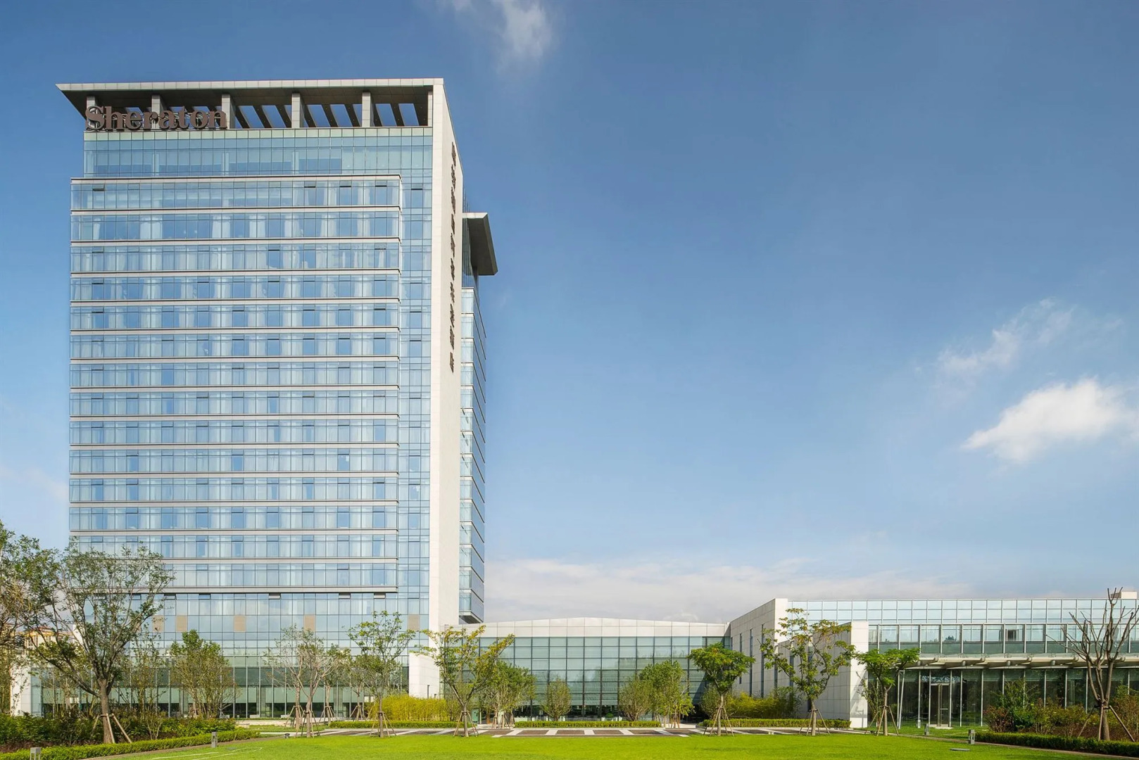Sheraton Langfang Chaobai River Hotel
