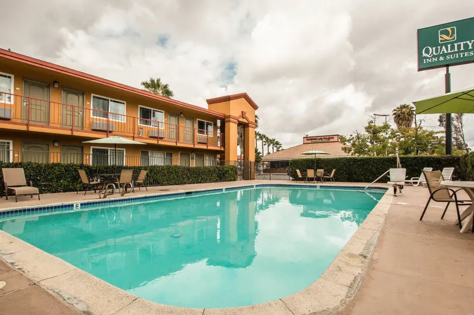 Quality Inn & Suites Escondido
