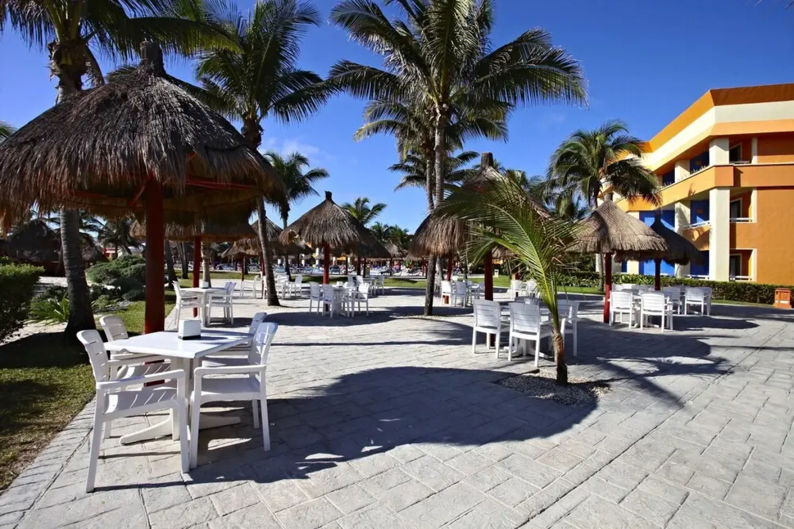 Bahia Principe Vacation Rentals-Green 3-Two-Bedroom Villas