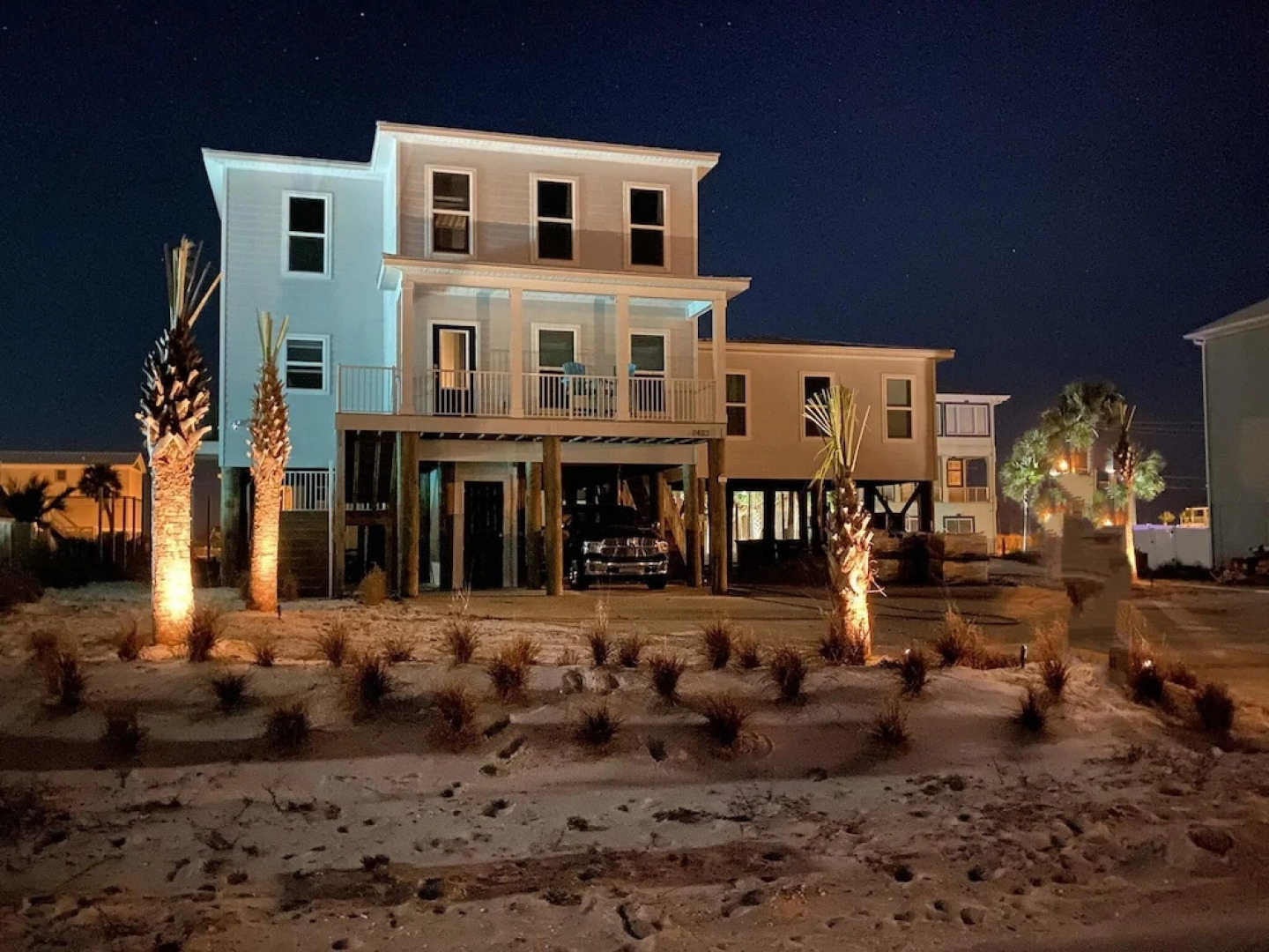 Toes In The Sand - Main House