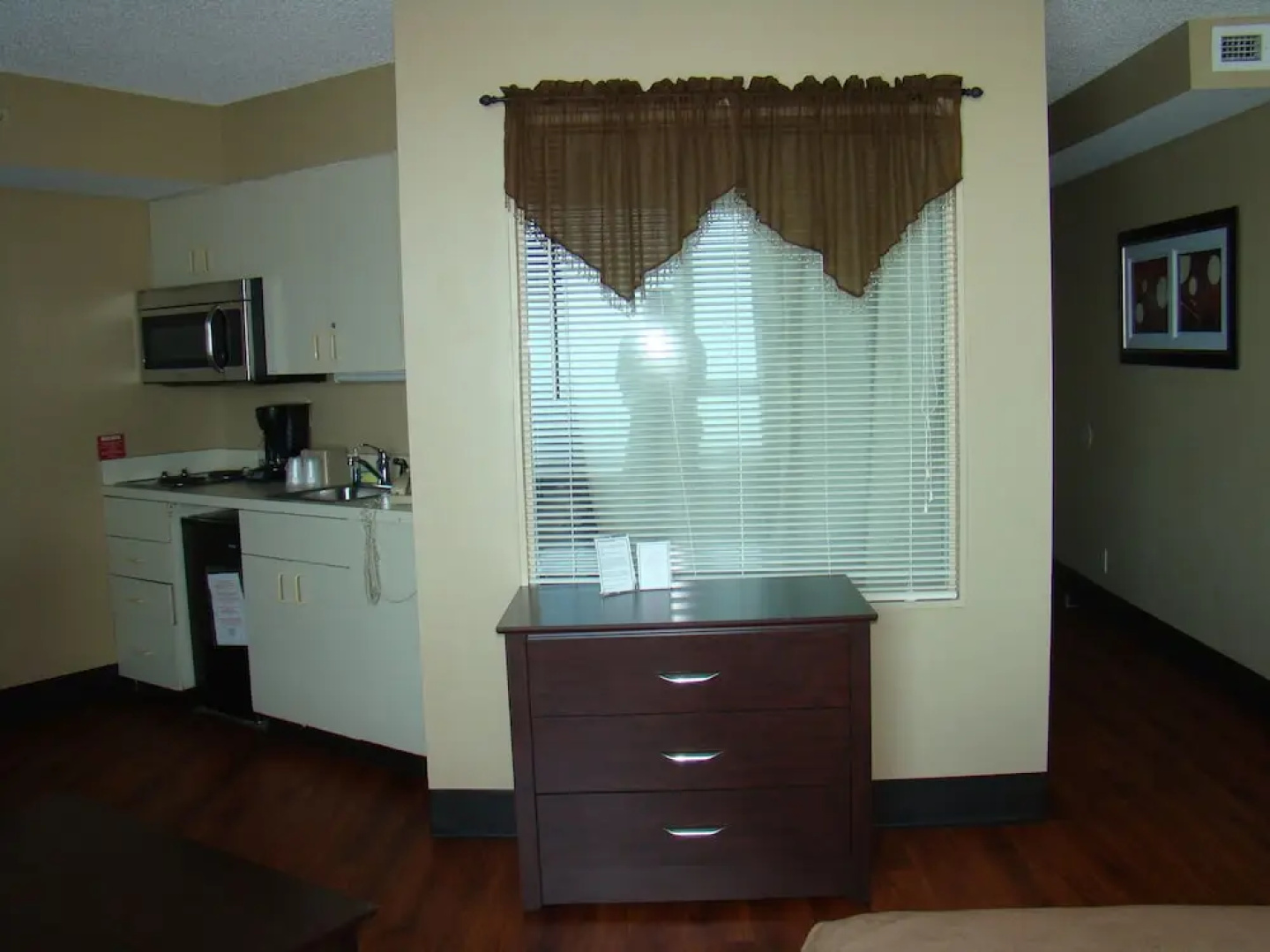 Atlantic Palace Suites