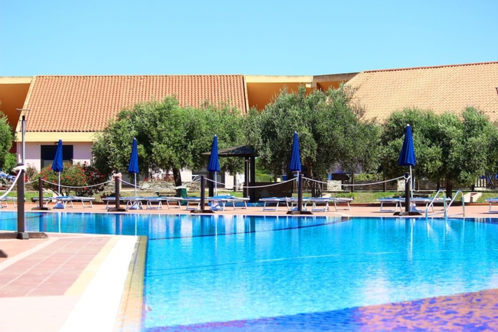 Le Tonnare Family Club