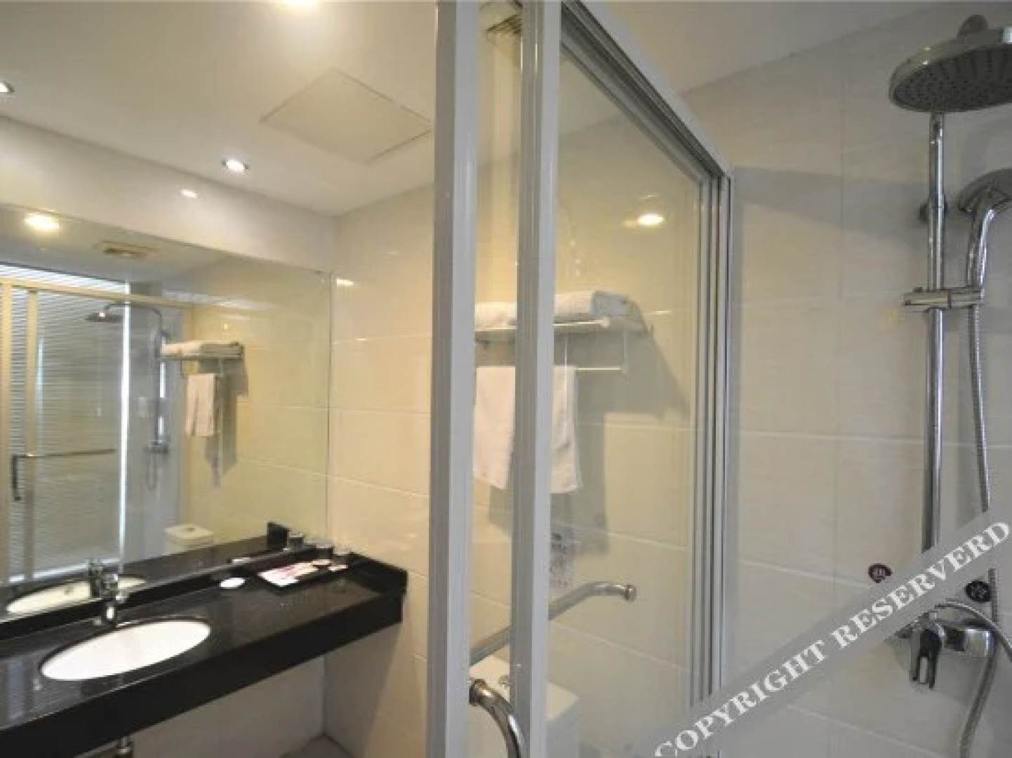 Qingmian Light Luxury Hotel (Luohe East Bund Branch)