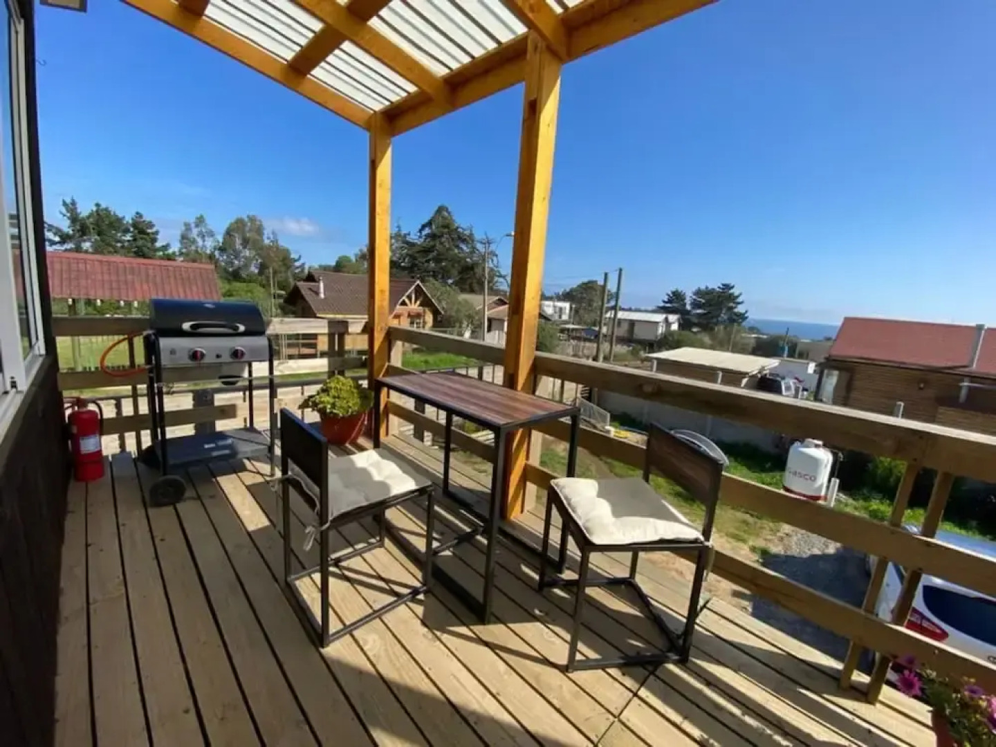 Studio Cabin BBQ Kitchen Parking Pet Wifi