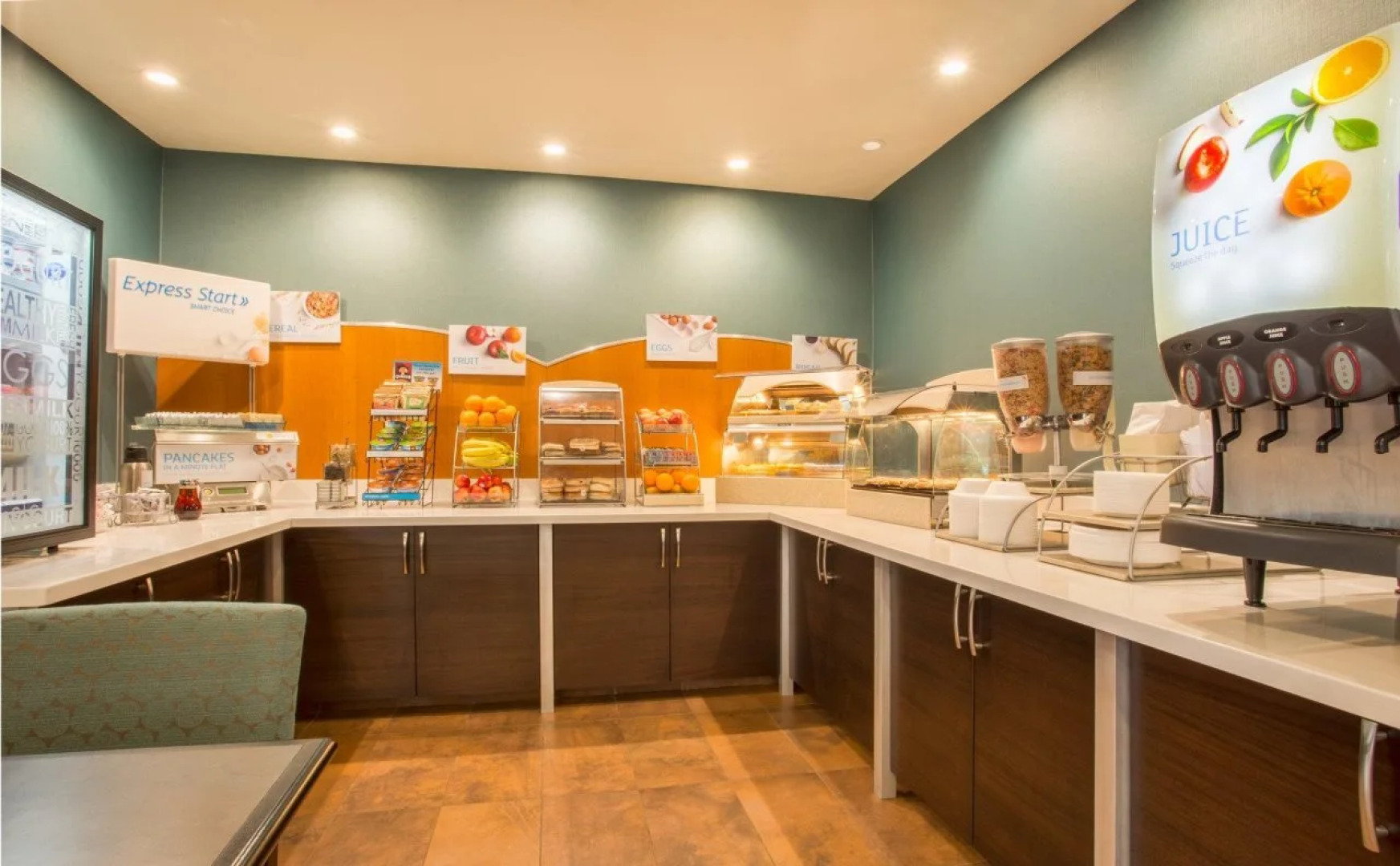 Holiday Inn Express Hotel & Suites Manteca by IHG