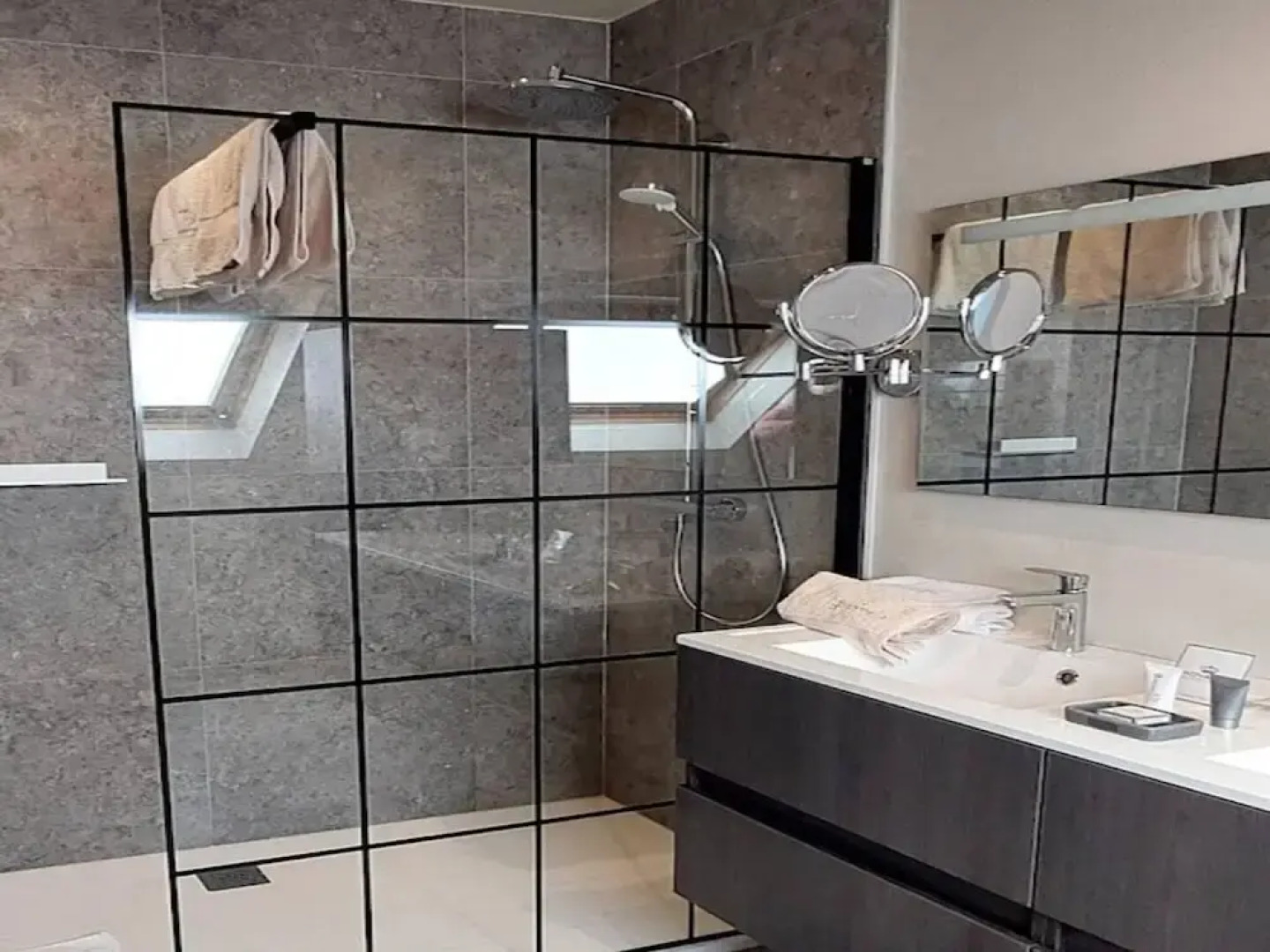 Holiday Home in Zuienkerke With Terrace