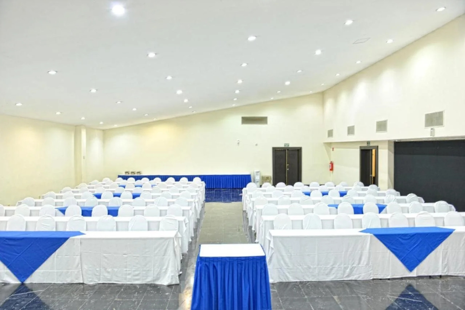 Oh! Oasis Urban Hotel