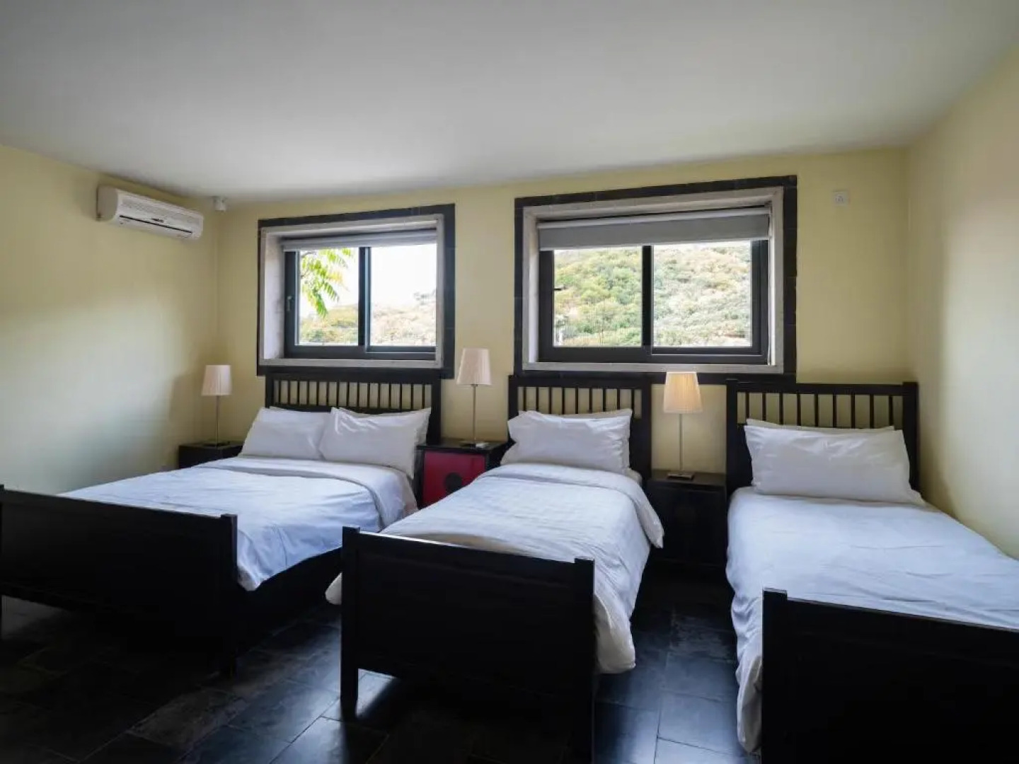 Brickyard Retreat at Mutianyu Great Wall