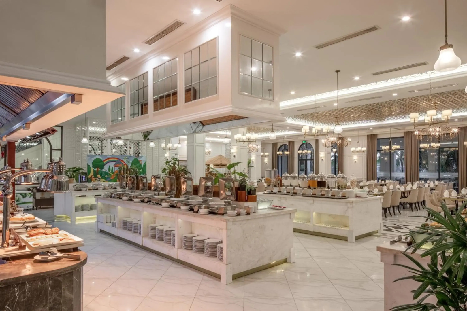 Melia Vinpearl Cam Ranh Beach Resort
