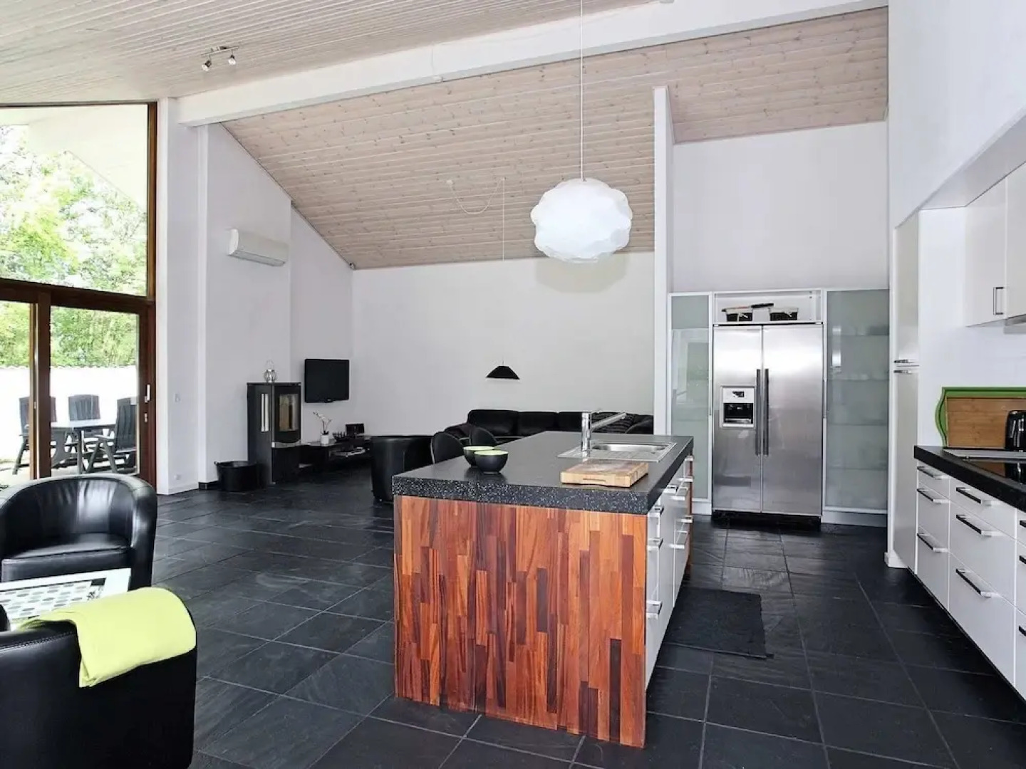 10 Person Holiday Home in Albaek