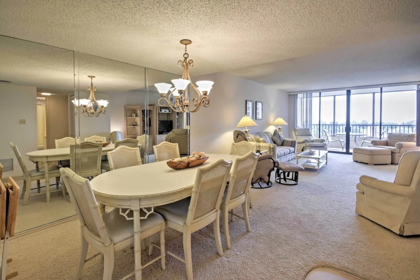 Beachfront Sarasota Resort Condo: Siesta Key View!