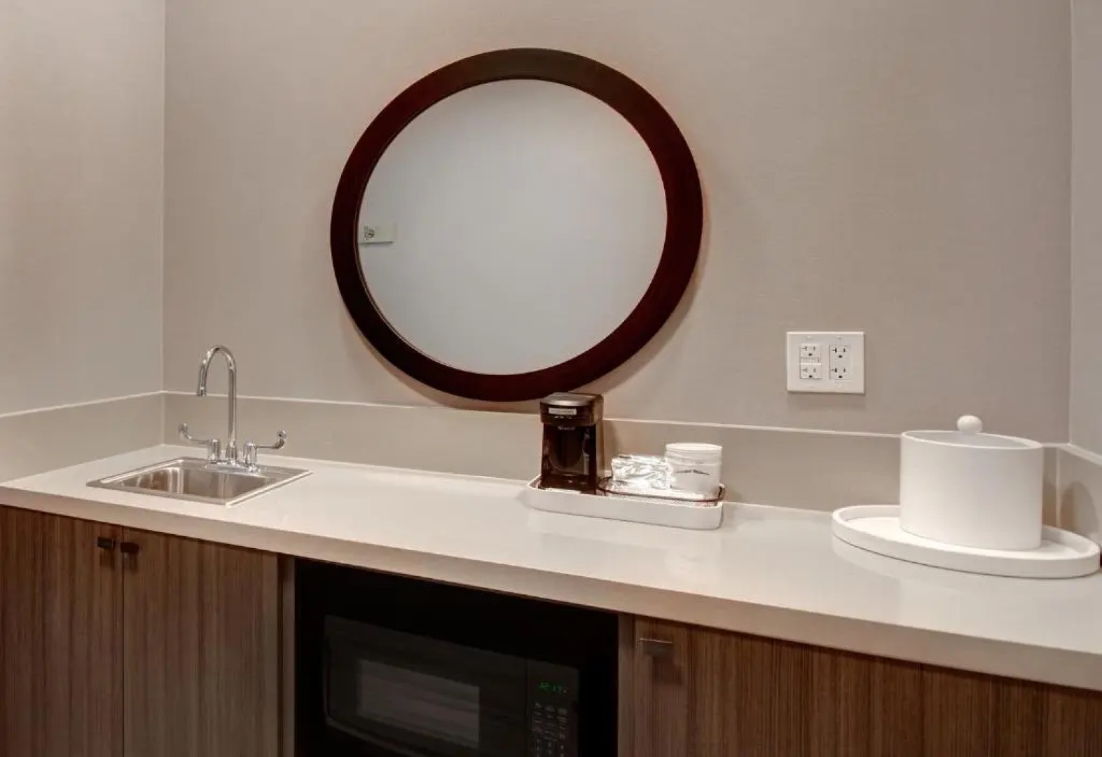 Hampton Inn & Suites Ontario Rancho Cucamonga