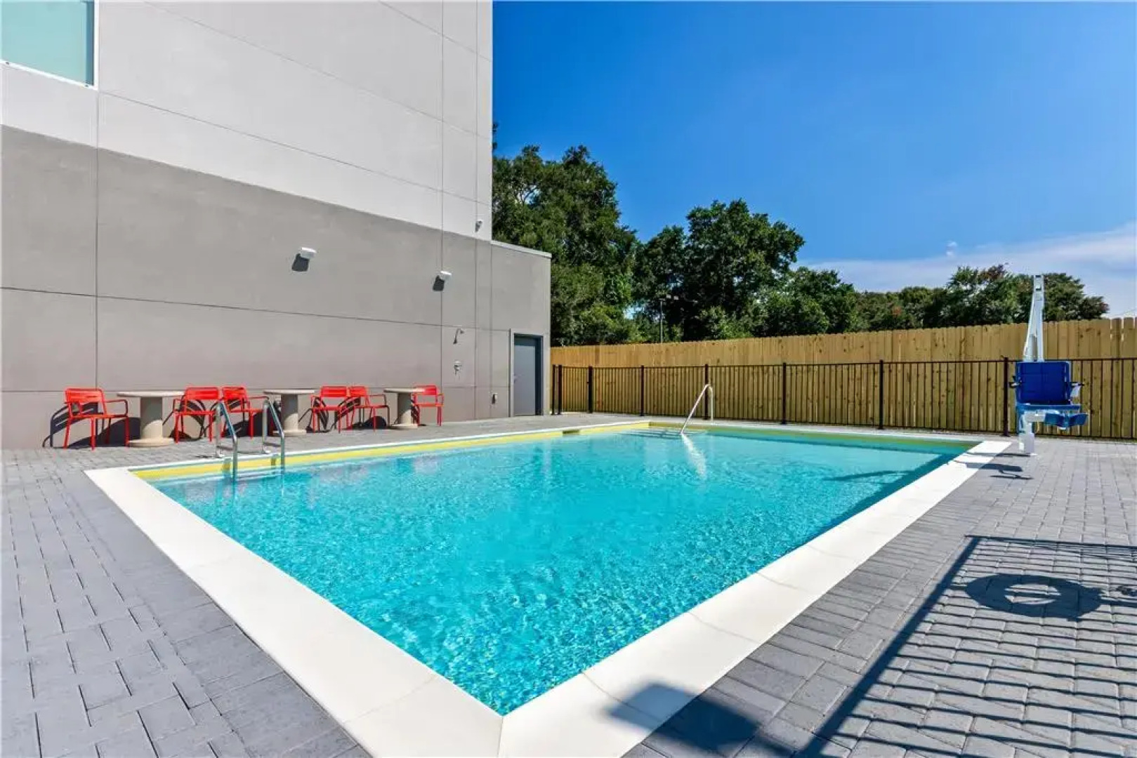 Tru By Hilton Pensacola I-10 North Davis Highway