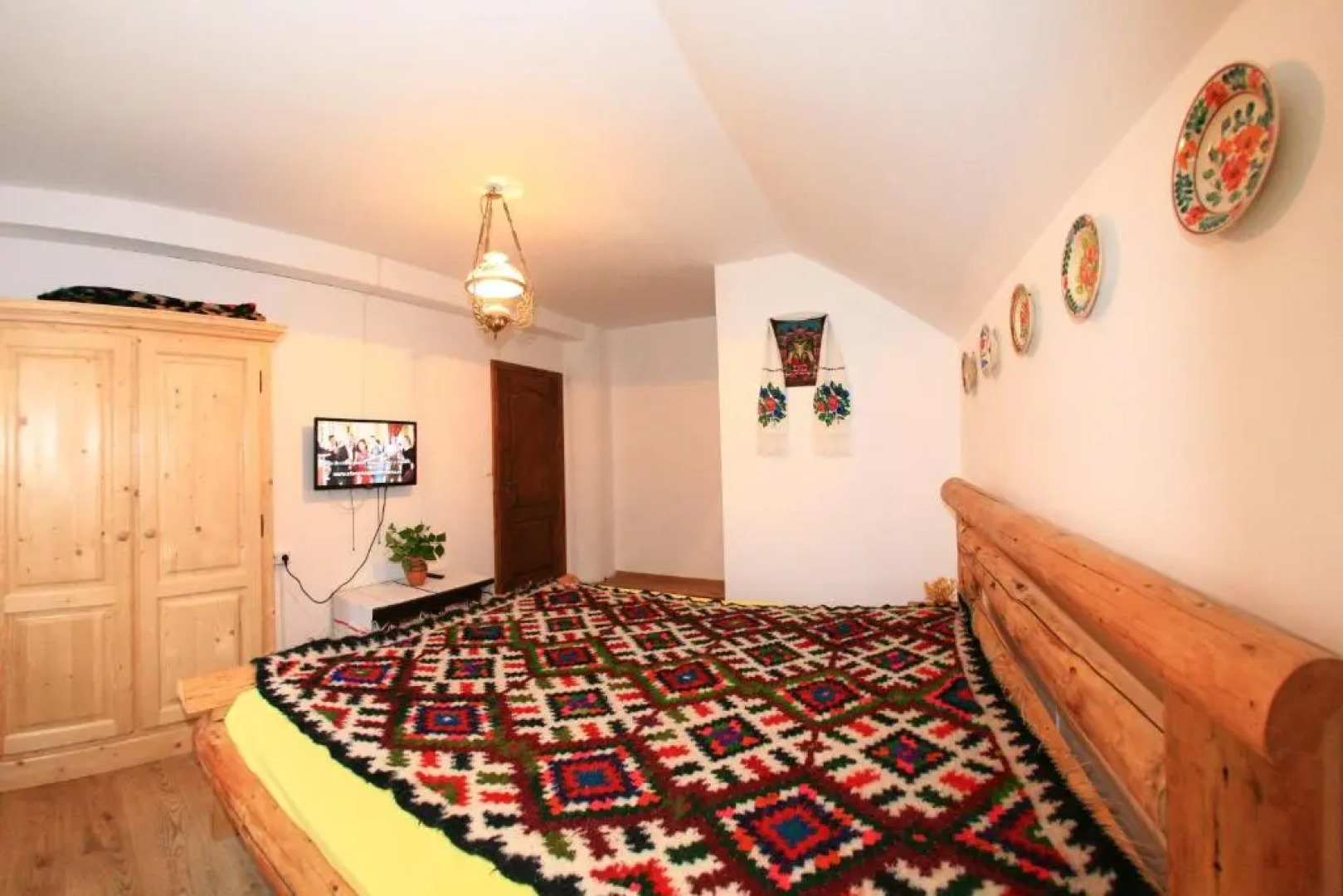 Pensiunea Casa Traditiilor