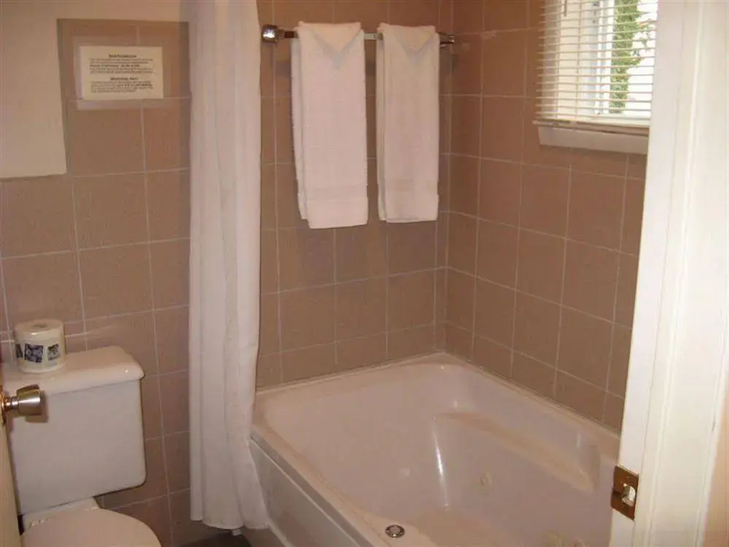 Hotel La Roche Pleureuse