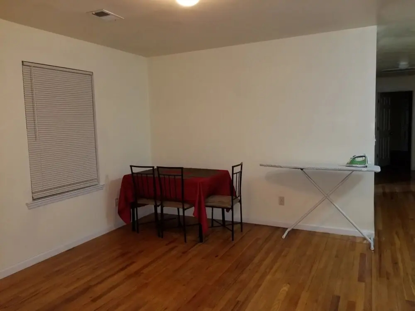Private Rooms near EWR & NYC