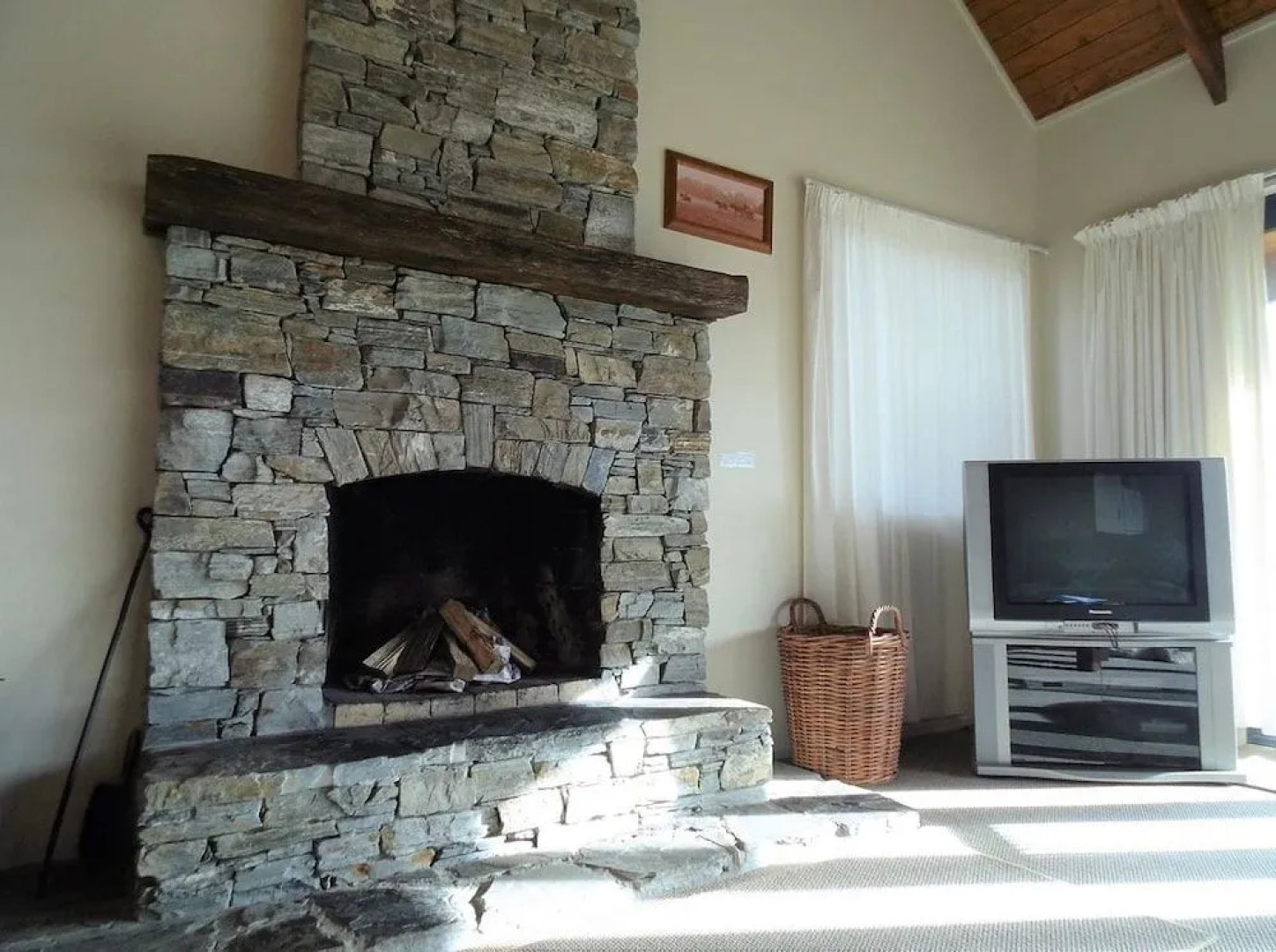 Nomads Rest Lake View Lodge