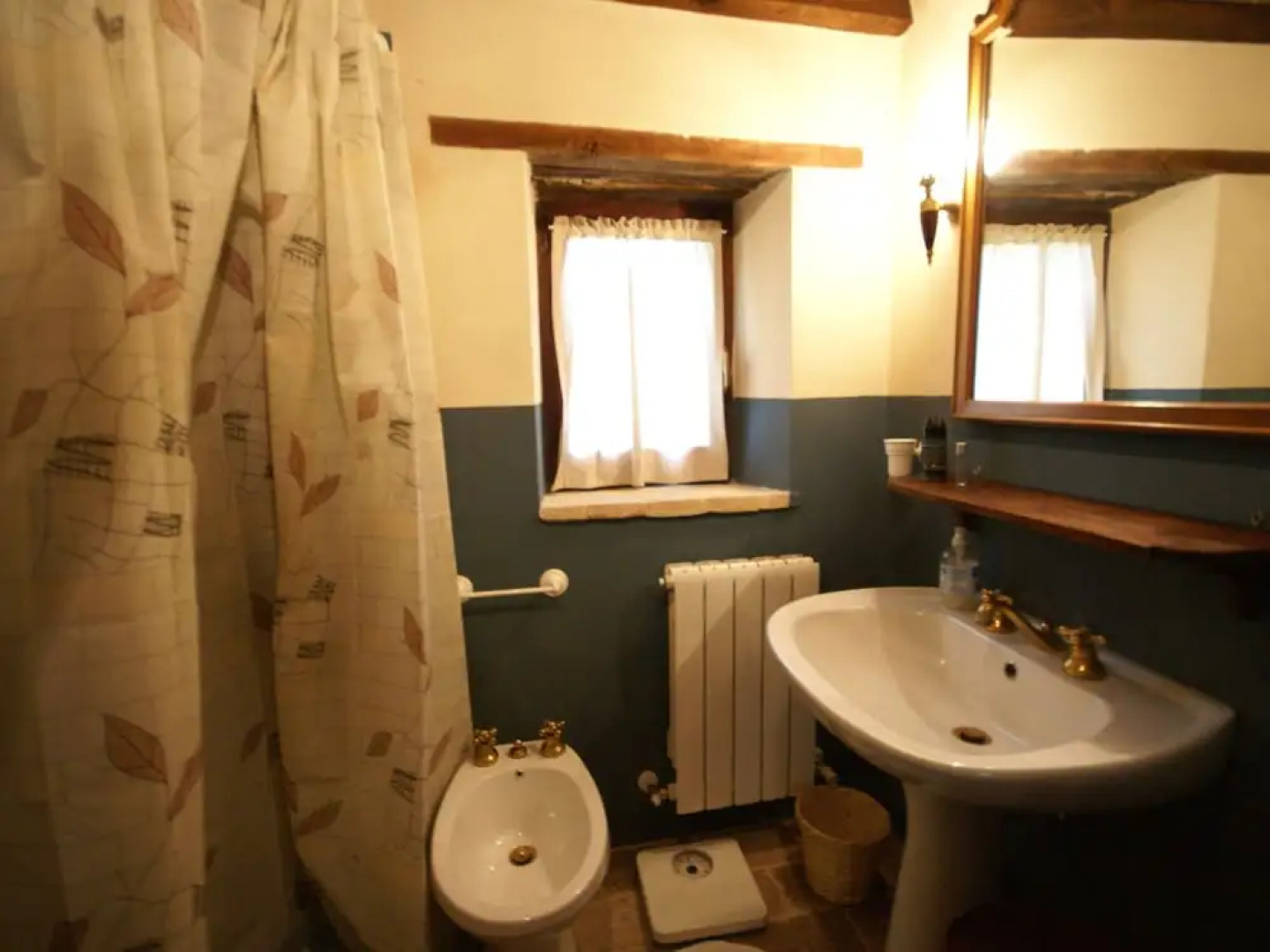 Belvilla by OYO Spacious Villa in Treia With Pool