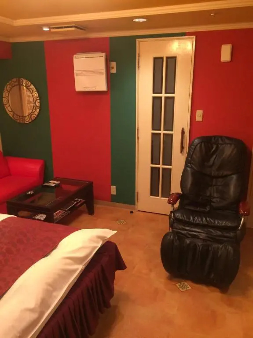 Himeji Baby Kiss (Adult Only)