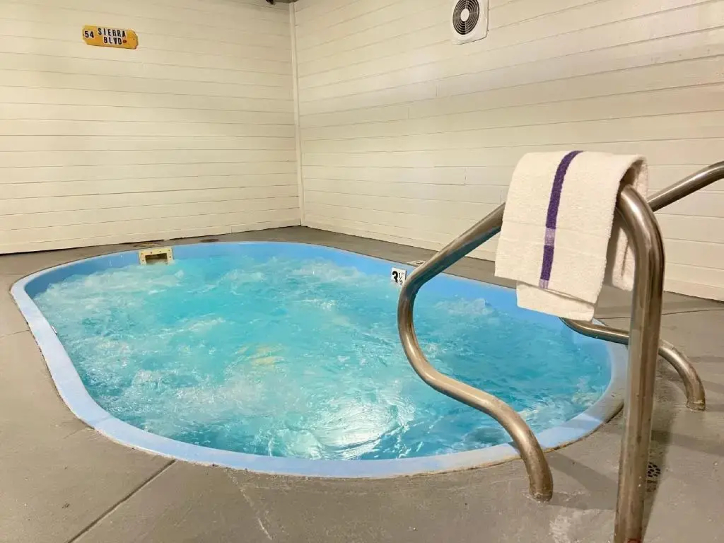 SureStay Plus Hotel by Best Western Mammoth Lakes