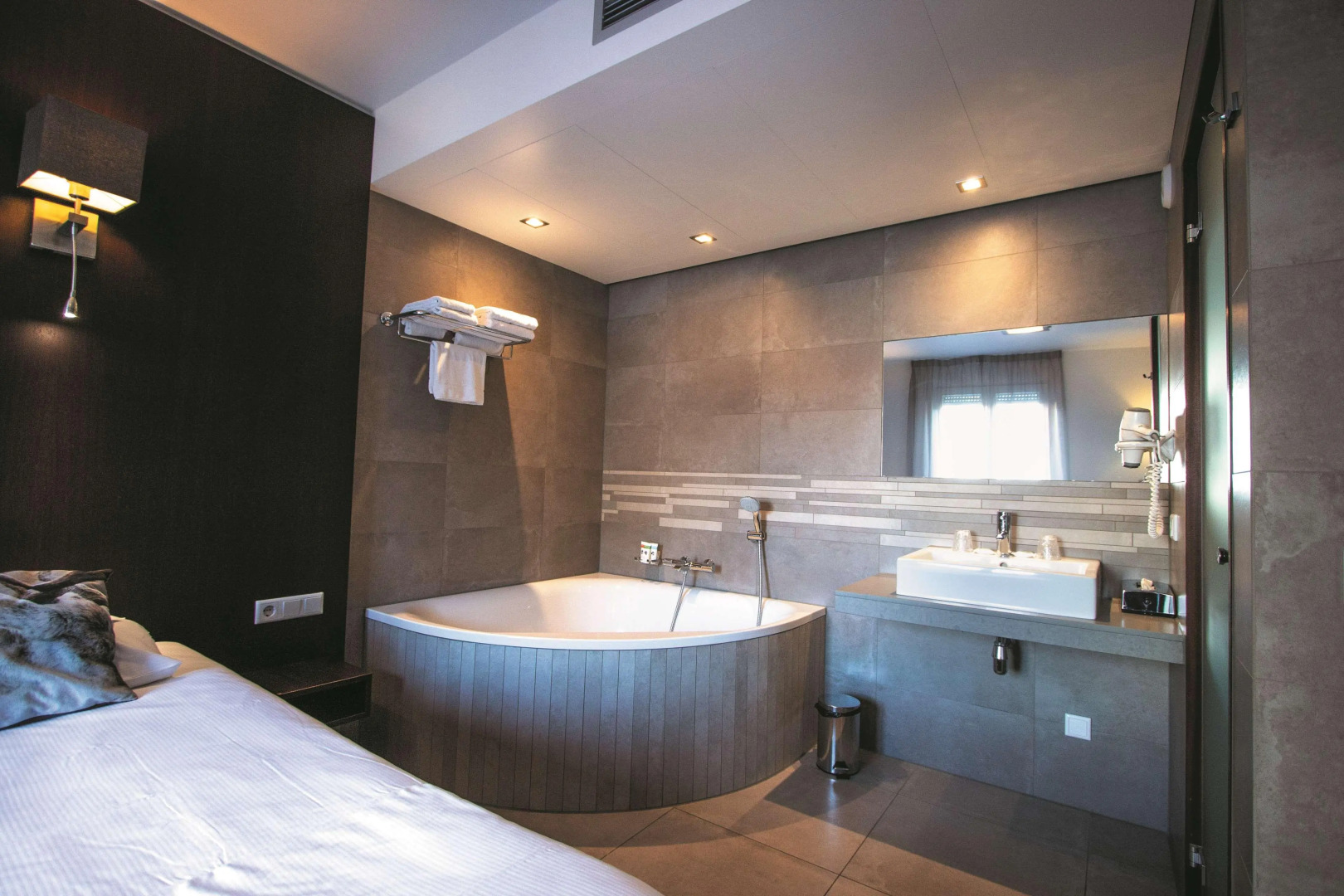 Golden Tulip West Ende