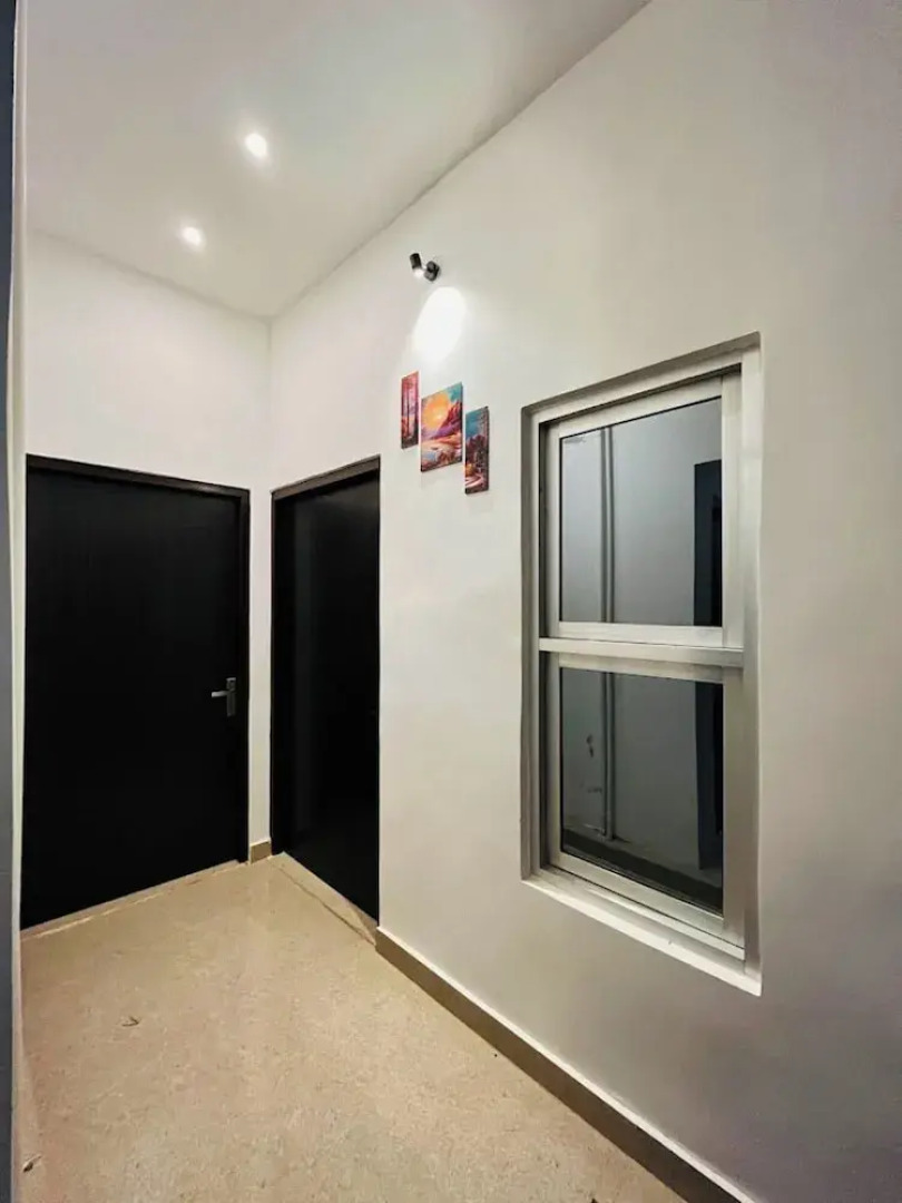 Goroomgo Ashoka Aashram Homestay Ayodhya