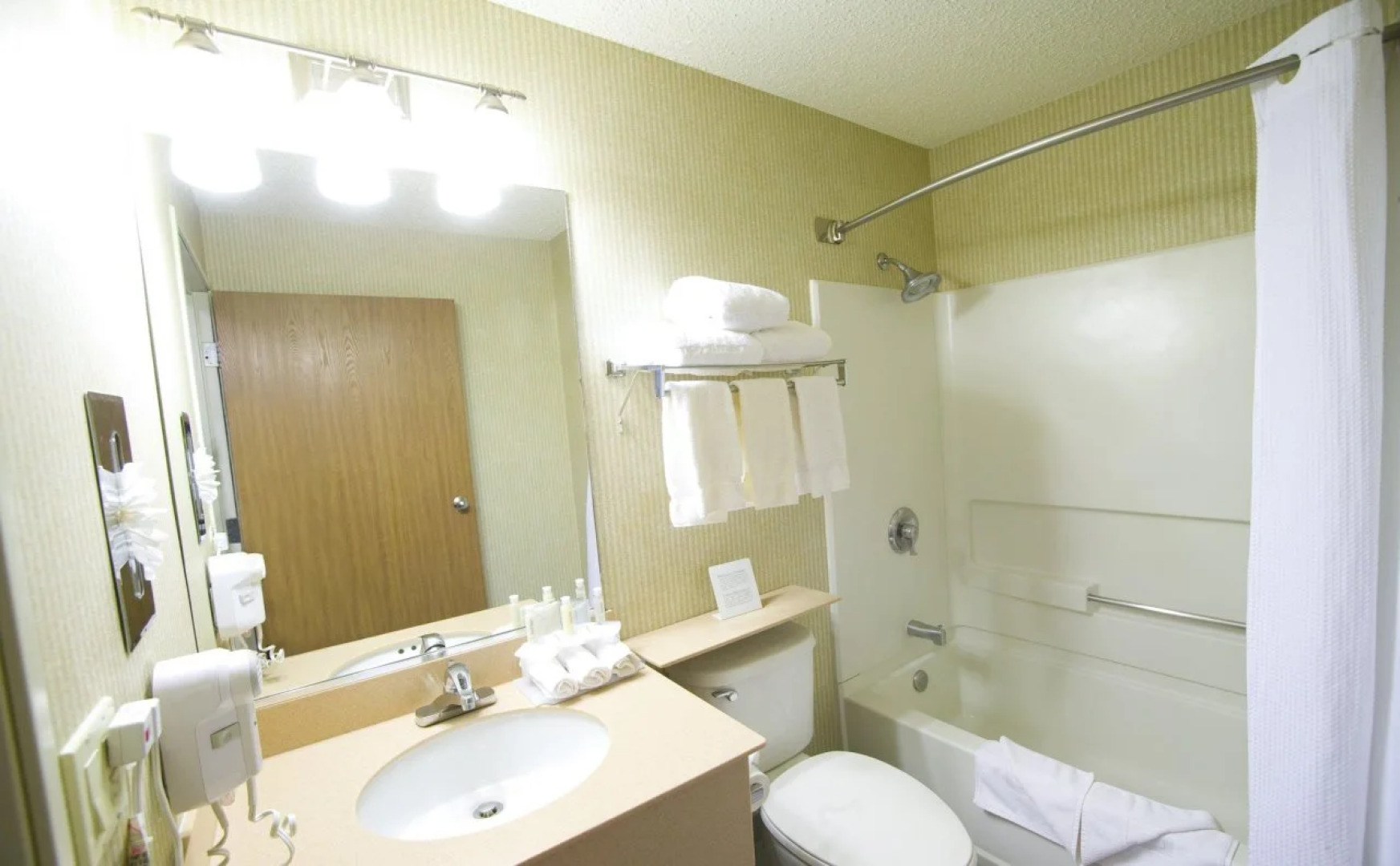 Ramada by Wyndham Santa Fe