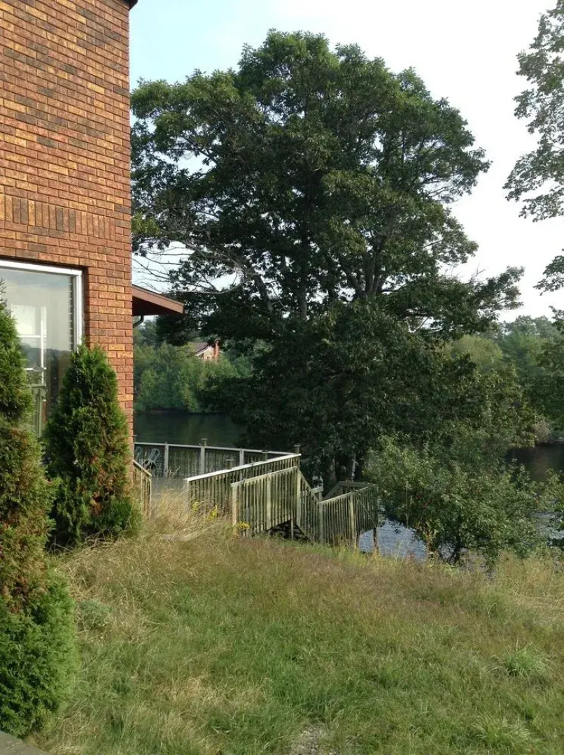 Sturgeon River Inn & Restaurant