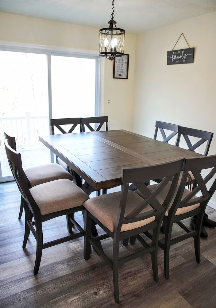 Home near 42 attractions in the Poconos