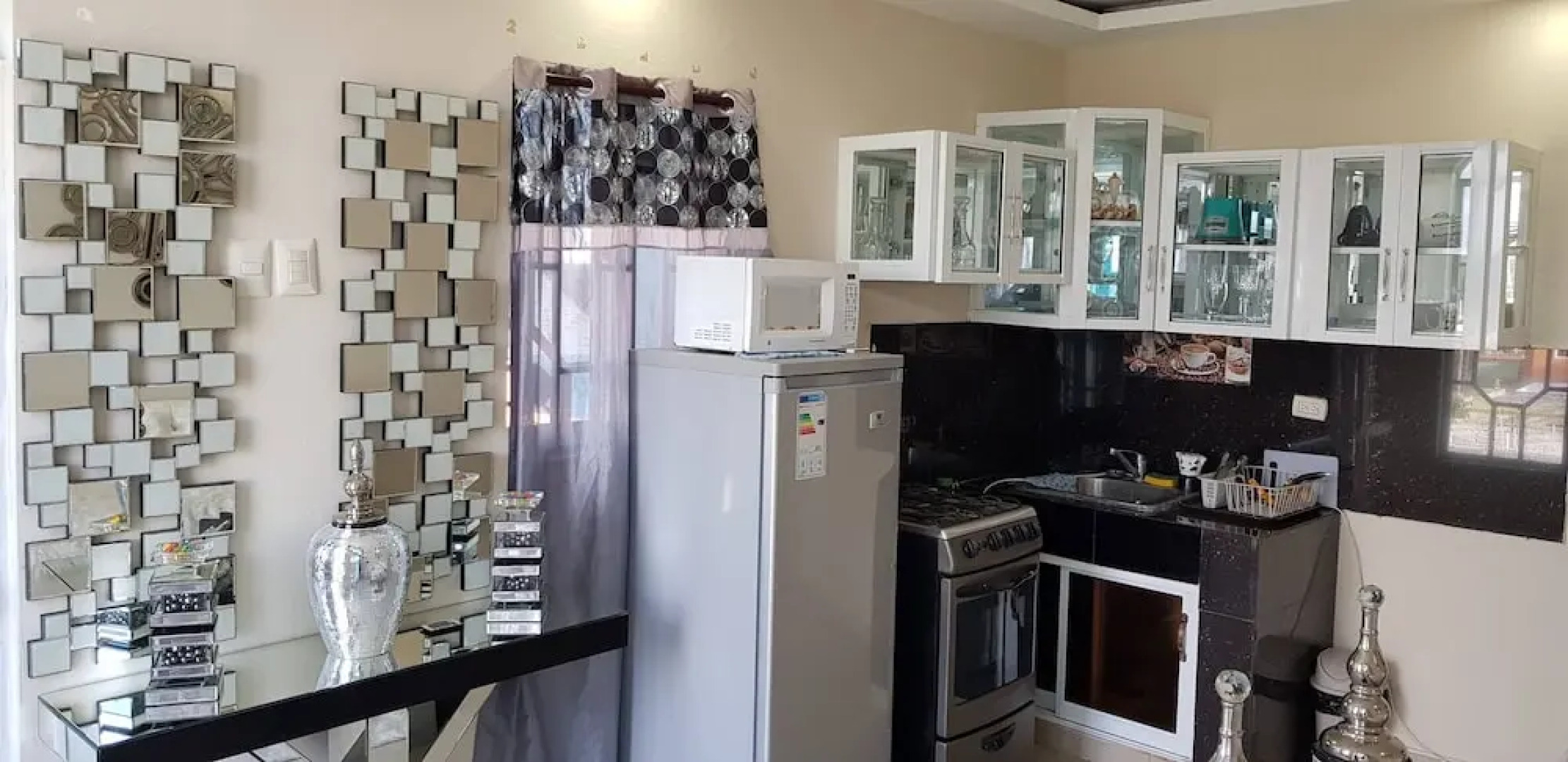 Imperial Suite - By Richi