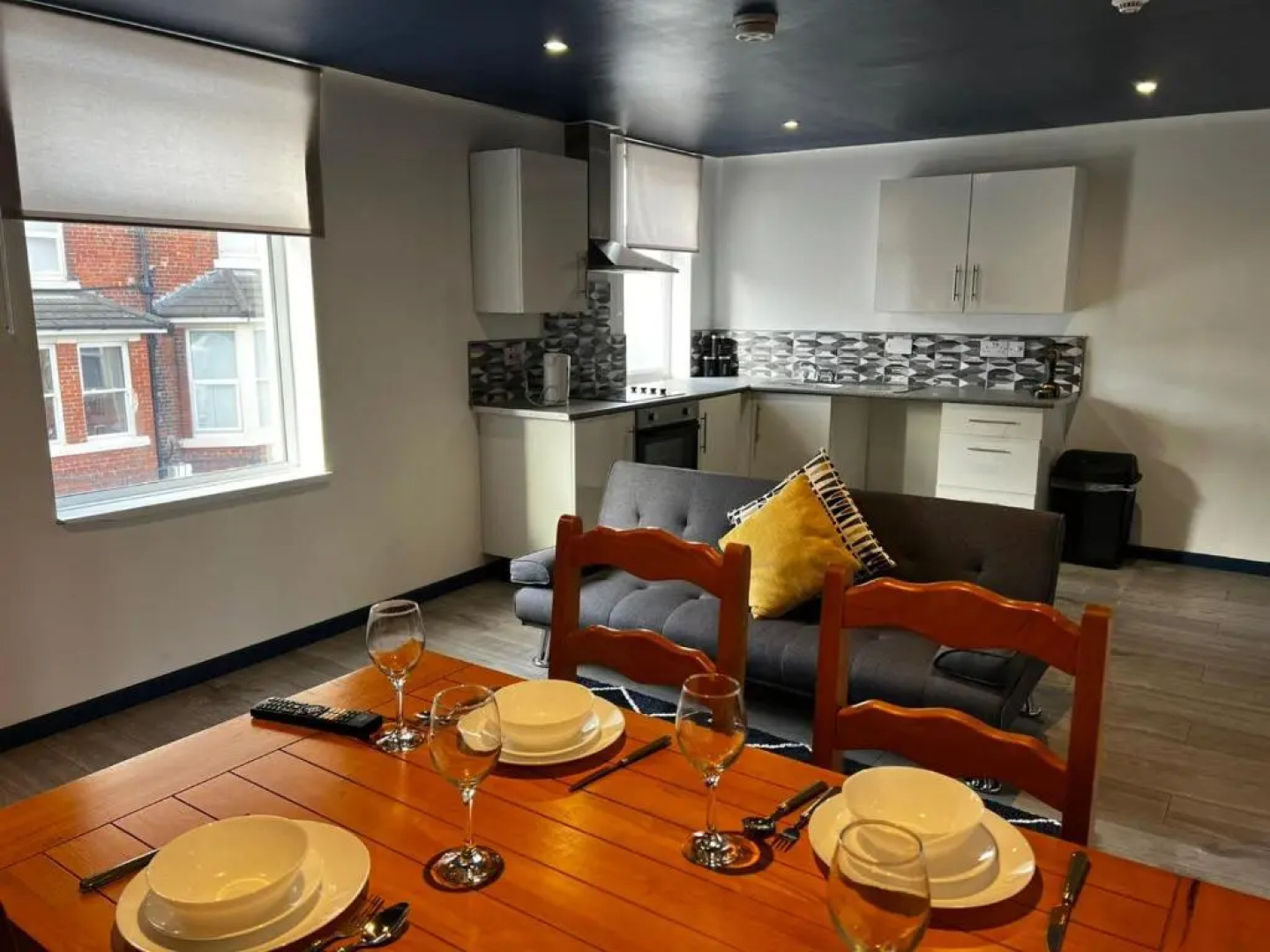 Empire Fleetwood Apartments - Windsor Terrace