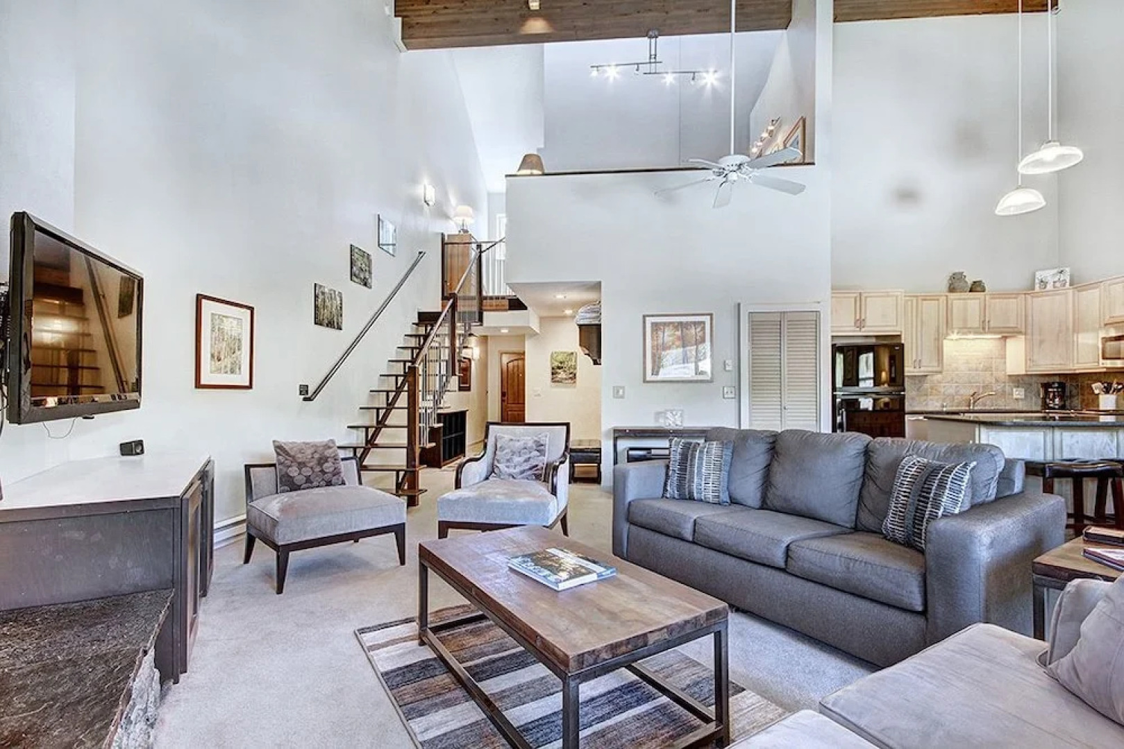 Tyra Summit B3A by RedAwning