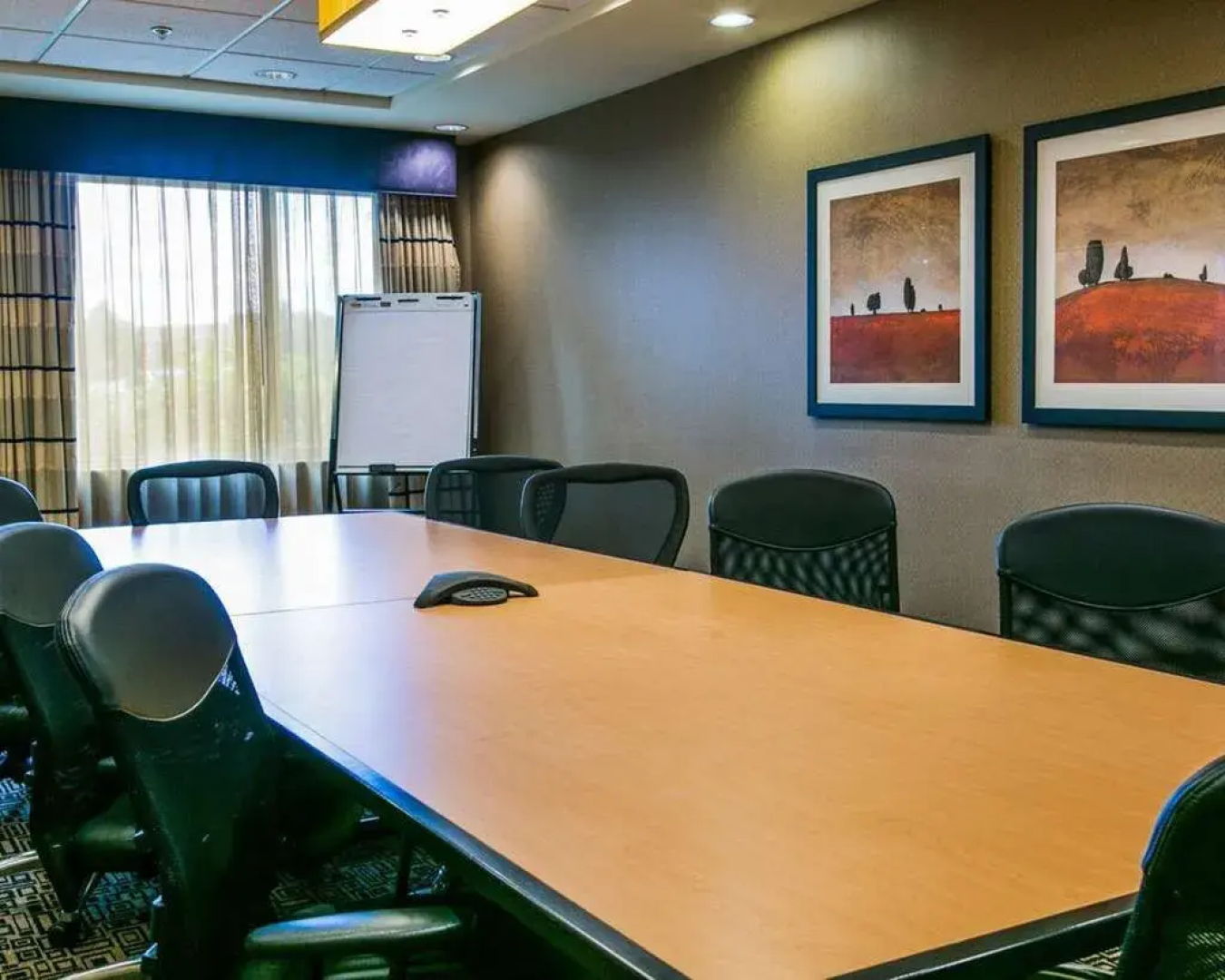 Cambria Suites Fort Collins