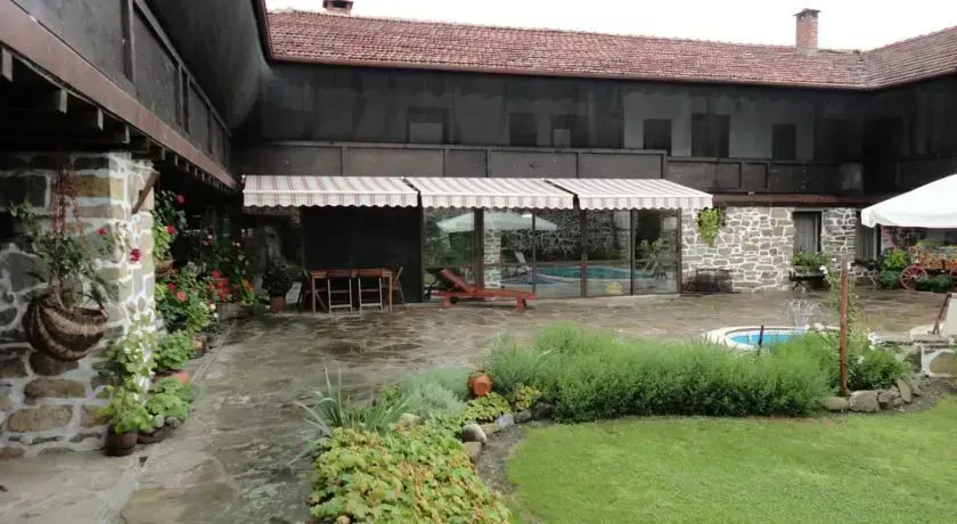 Guest House Golemanite