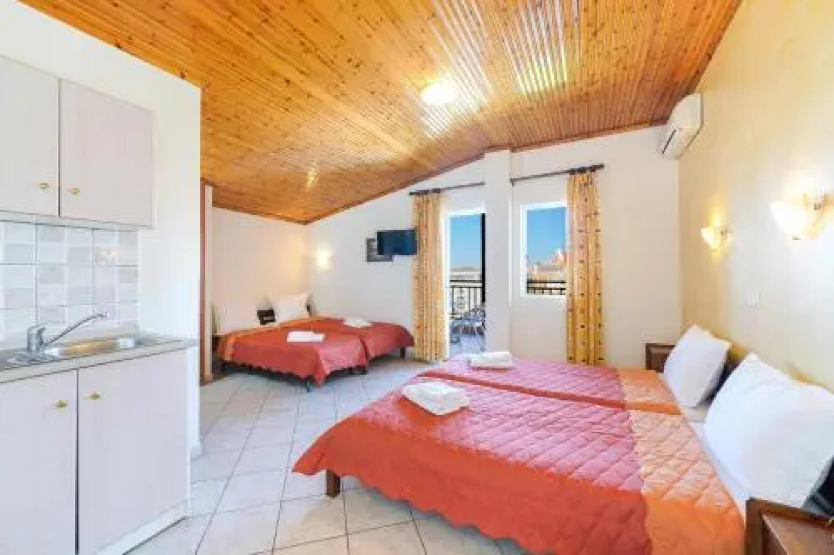 Konstantinos Beach 1